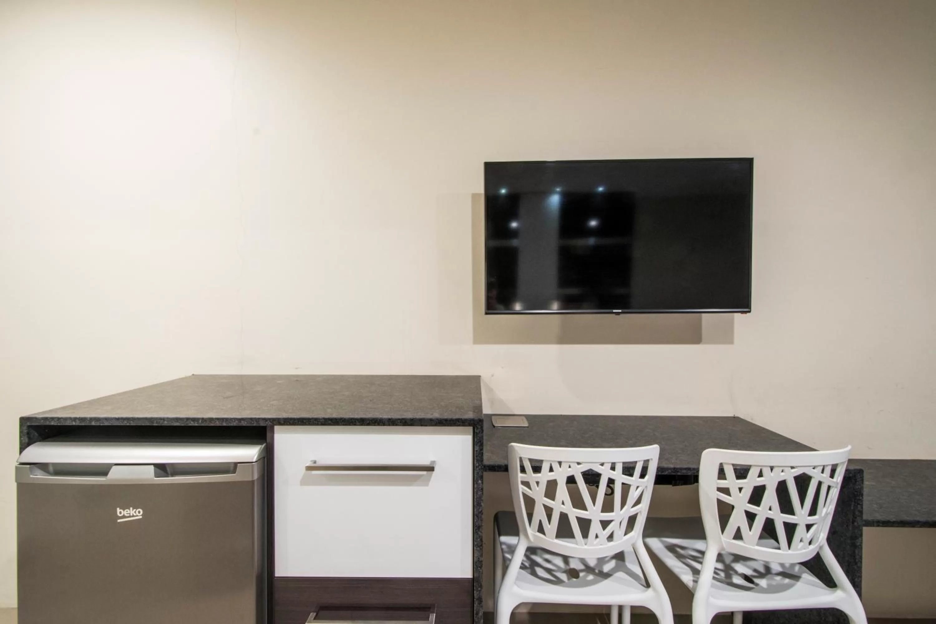 TV and multimedia in Abbey Motor Inn