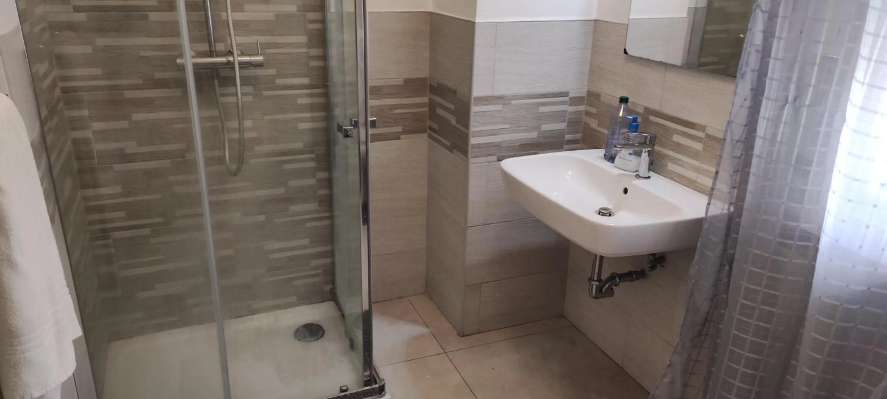 Bathroom in BB Stay Station