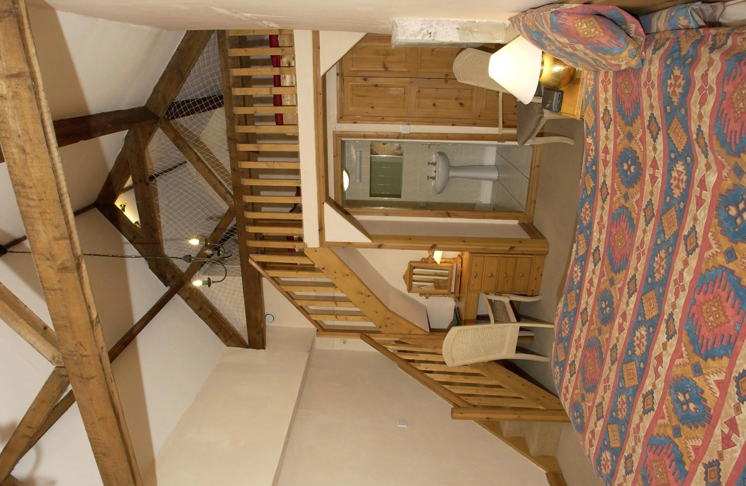 Photo of the whole room in Centre Of Britain Hotel