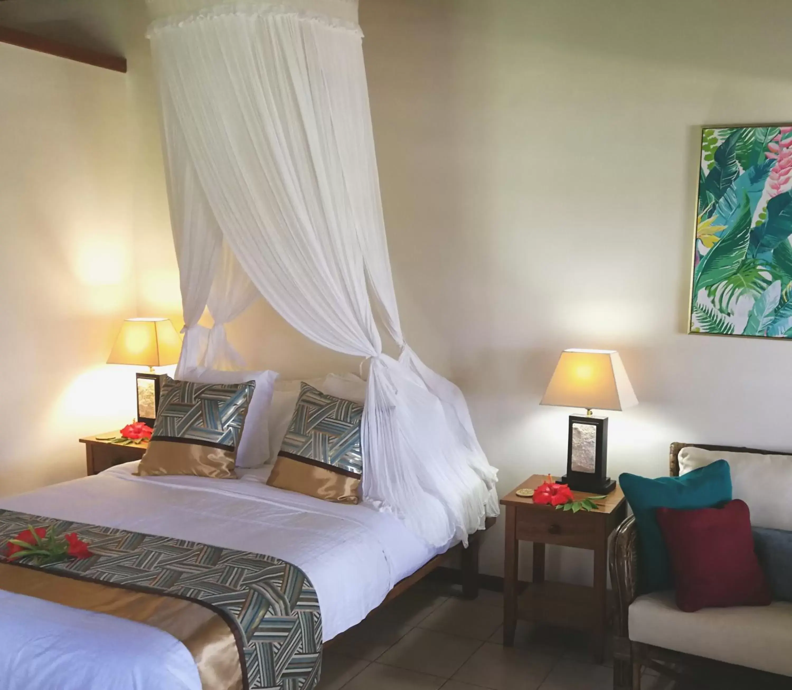 Bungalow with Spa Bath - Beach Front in Poppy's on the Lagoon Bungalow with Spa Bath - Beach Front in Poppy's on the Lagoon