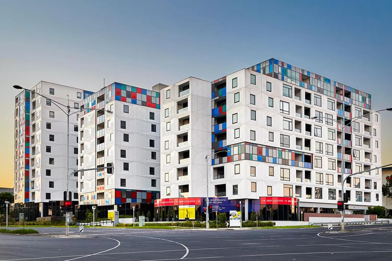 Melbourne Knox Central Apartment Hotel Official