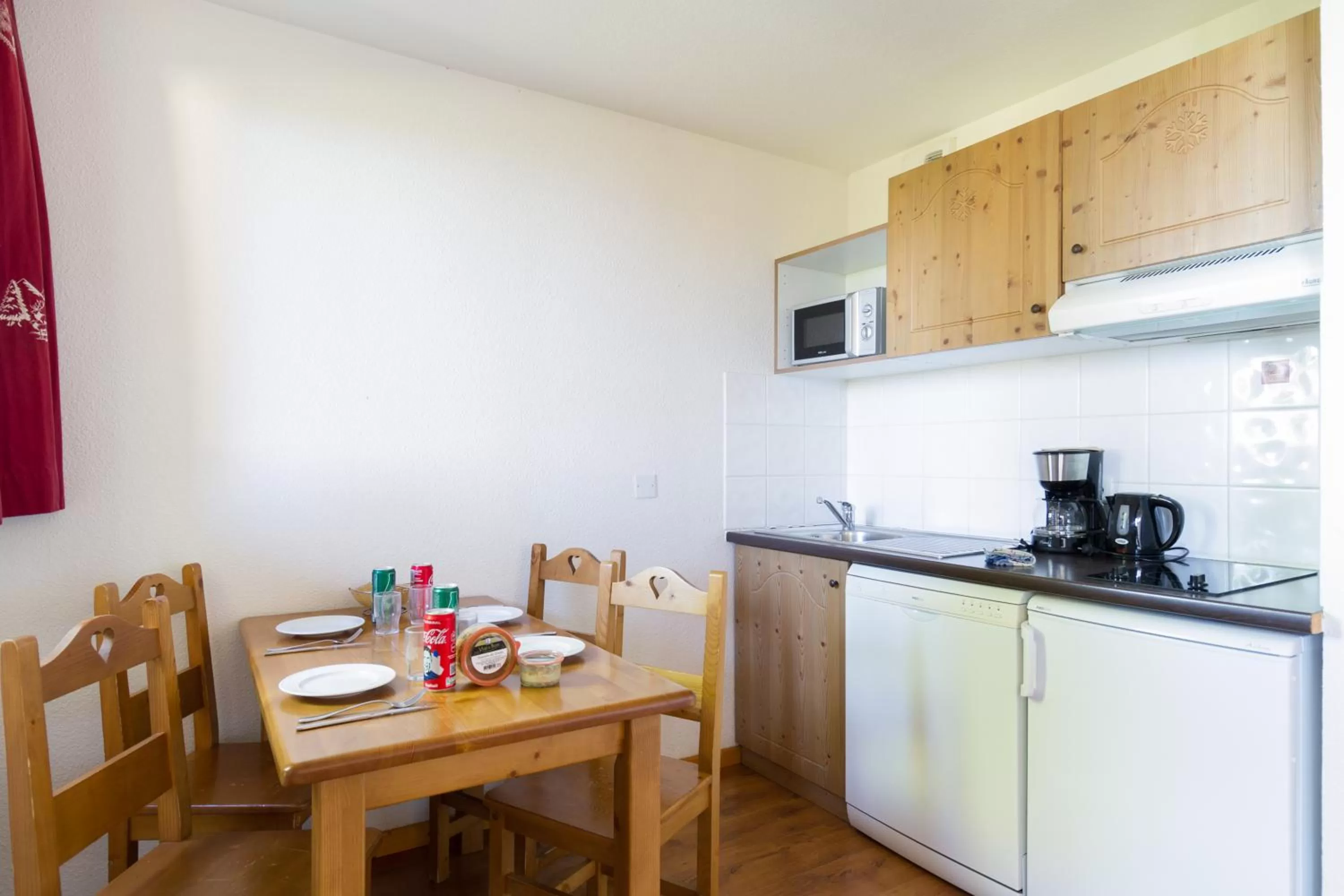 Kitchen or kitchenette in Garden & City Evian - Lugrin