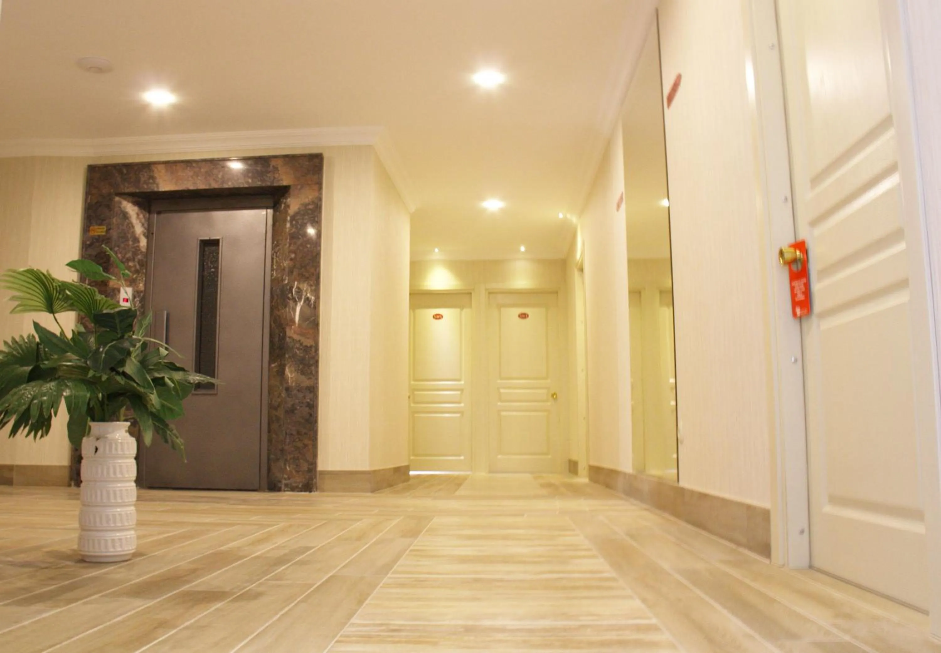 Decorative detail in Hotel Billurcu