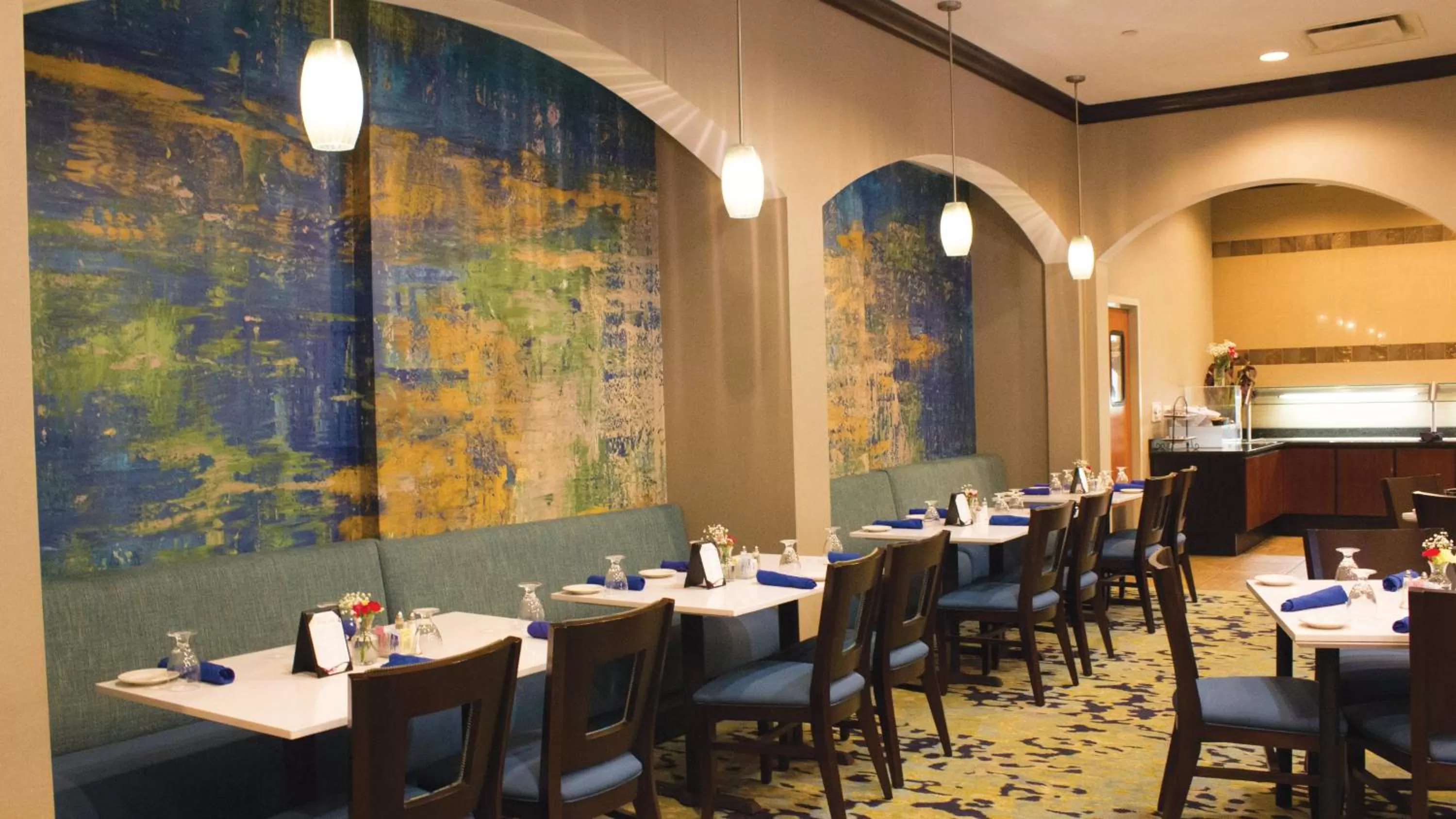 Restaurant/places to eat in Holiday Inn Hotel & Suites Tallahassee Conference Center North by IHG