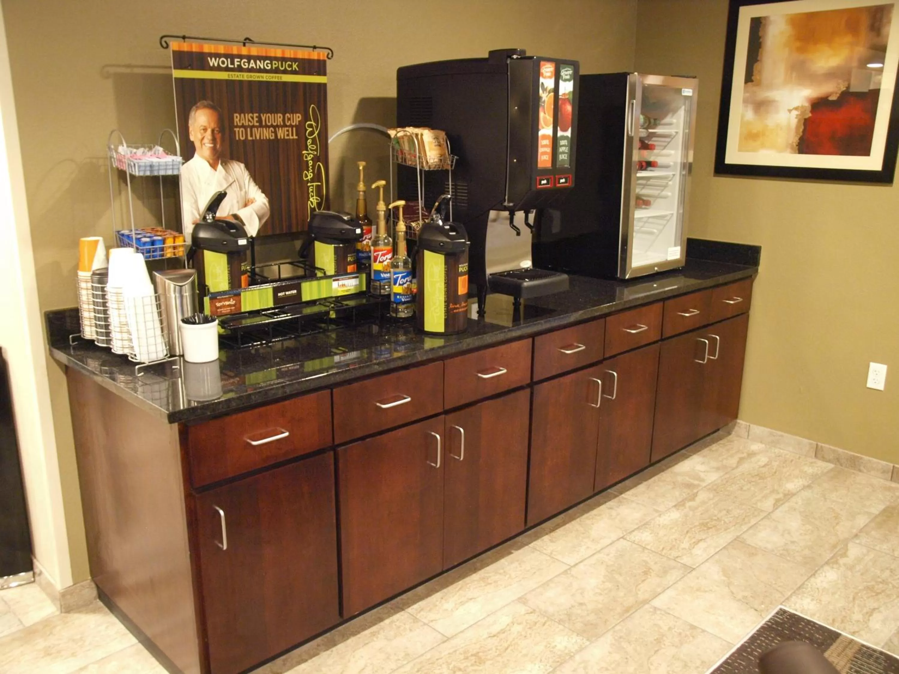 American breakfast in Cobblestone Inn & Suites - Vinton, LA