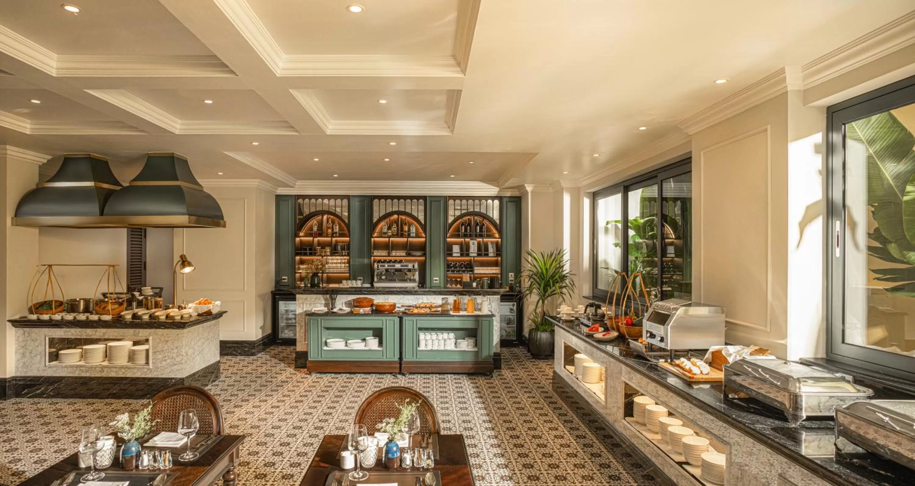 Restaurant/places to eat in Meritel Hanoi