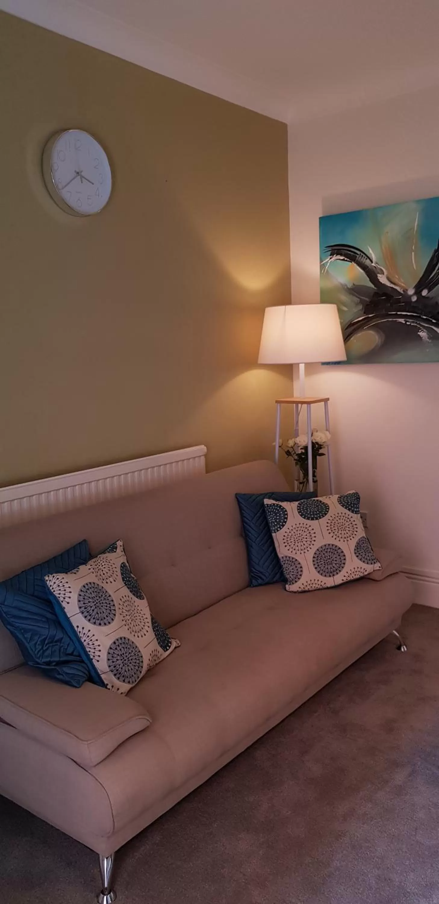 Living room in The Devon Court