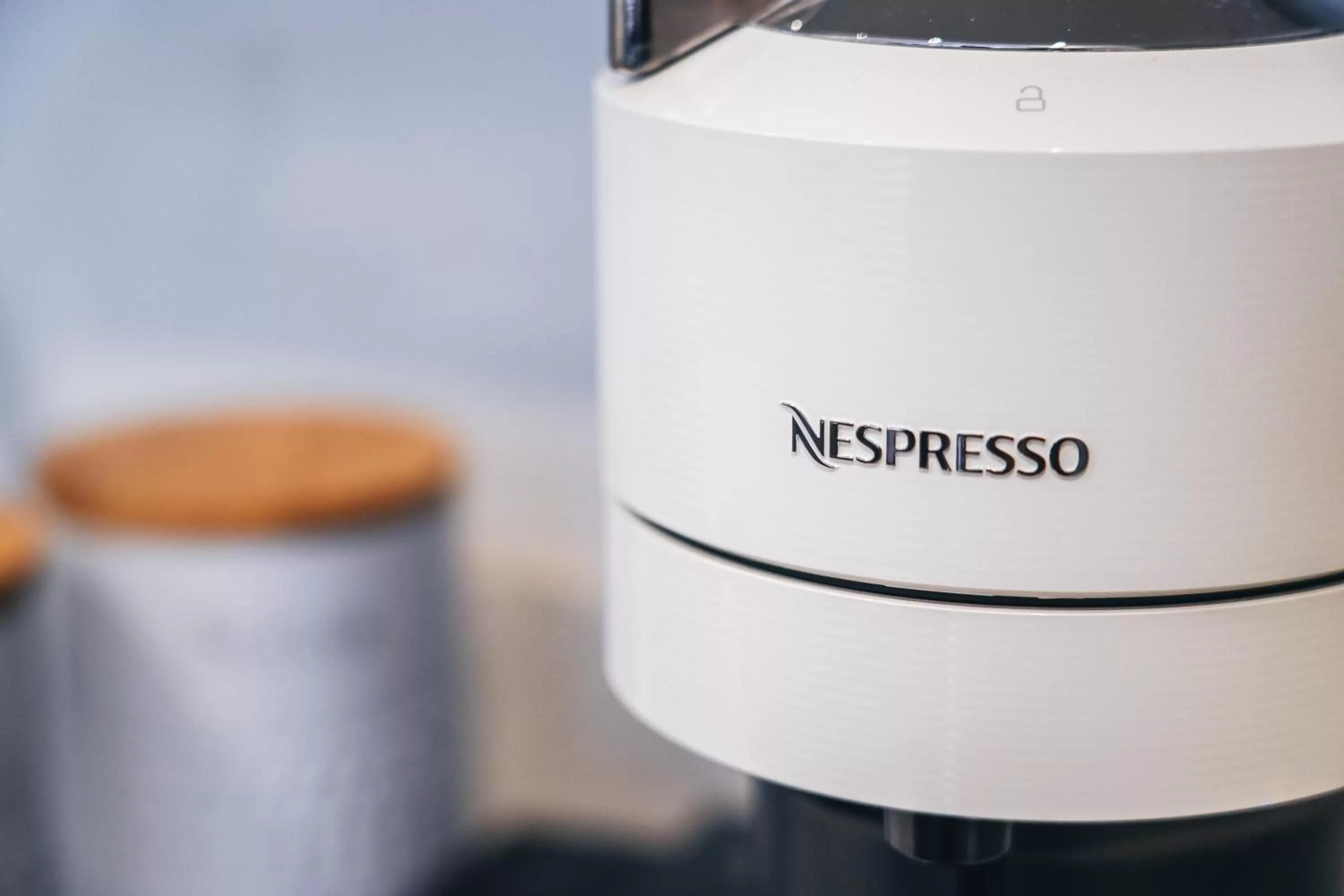 Coffee/tea facilities in The Avonmore Olympia