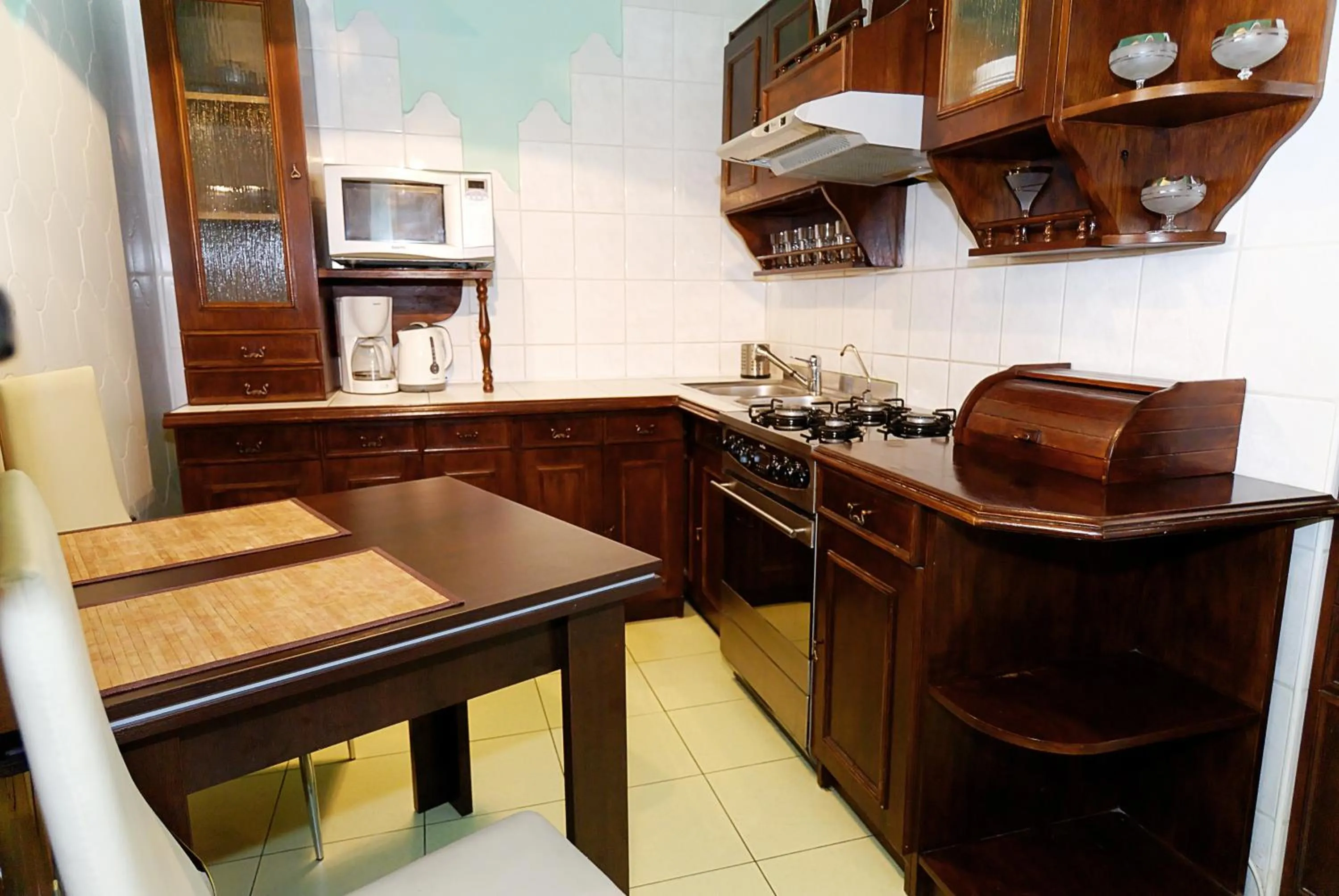 Kitchen or kitchenette in P&J Apartments Floriańska