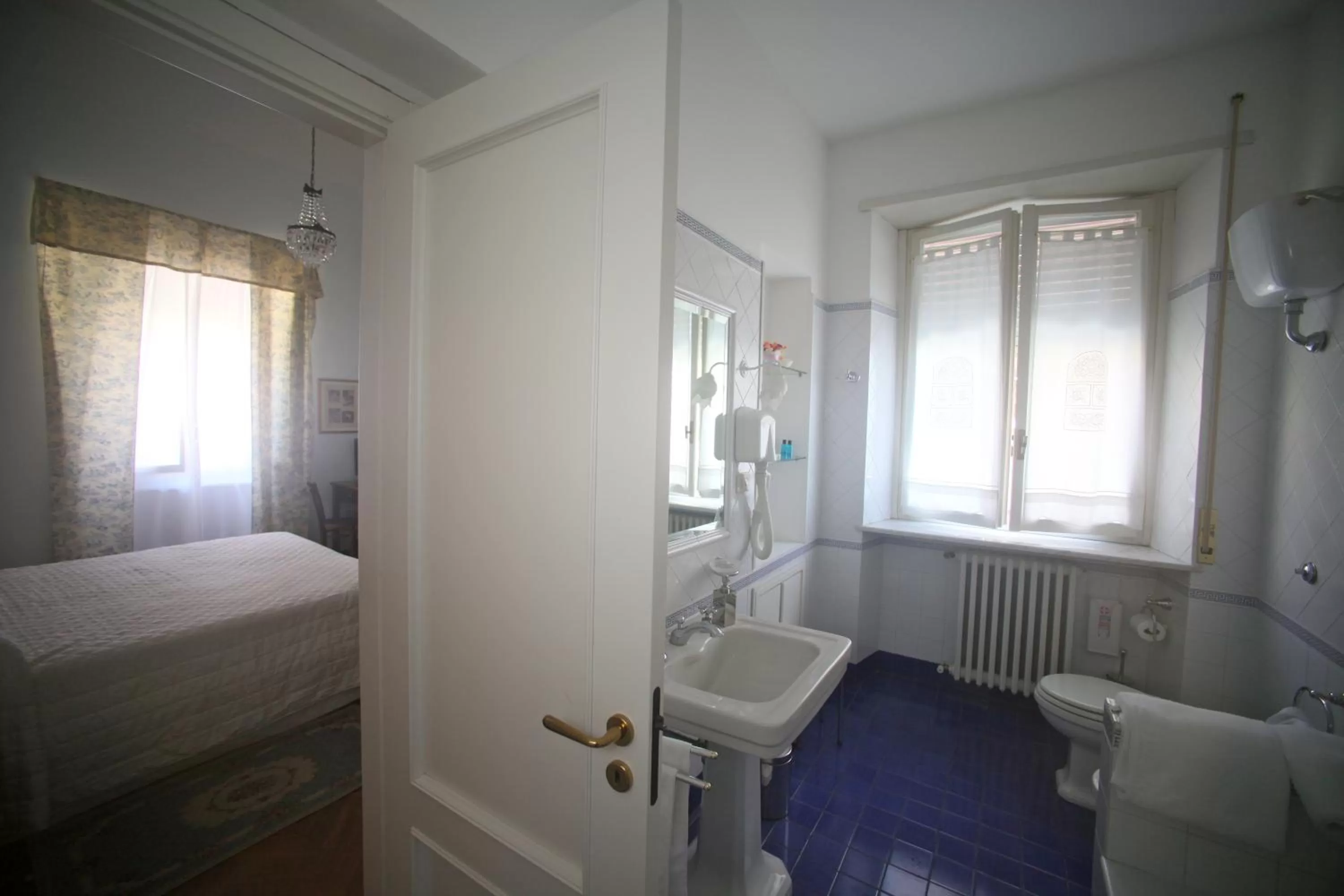 Day, Bed in Villa L'Aurora