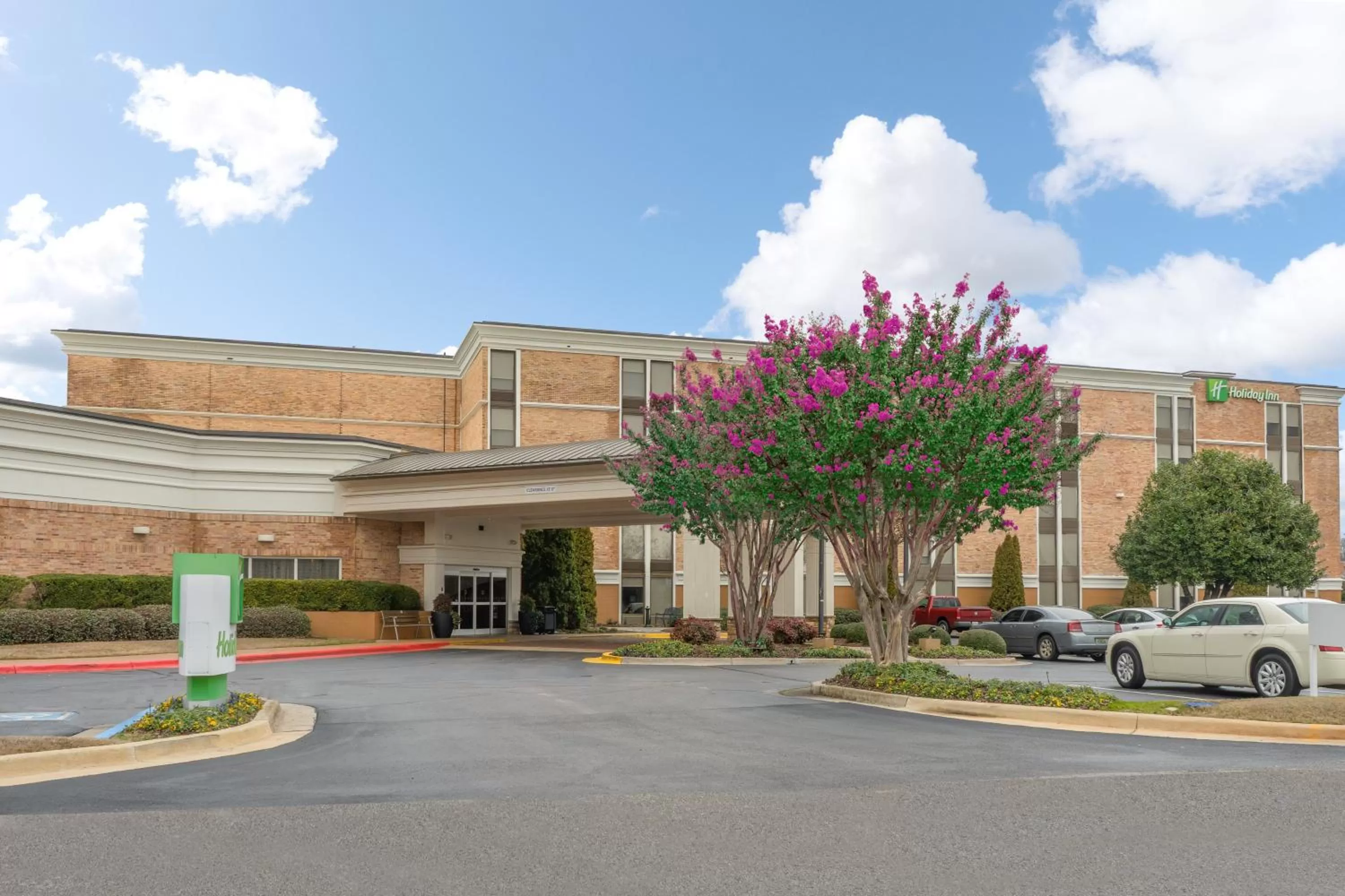 Property building in Holiday Inn Huntsville - Research Park by IHG