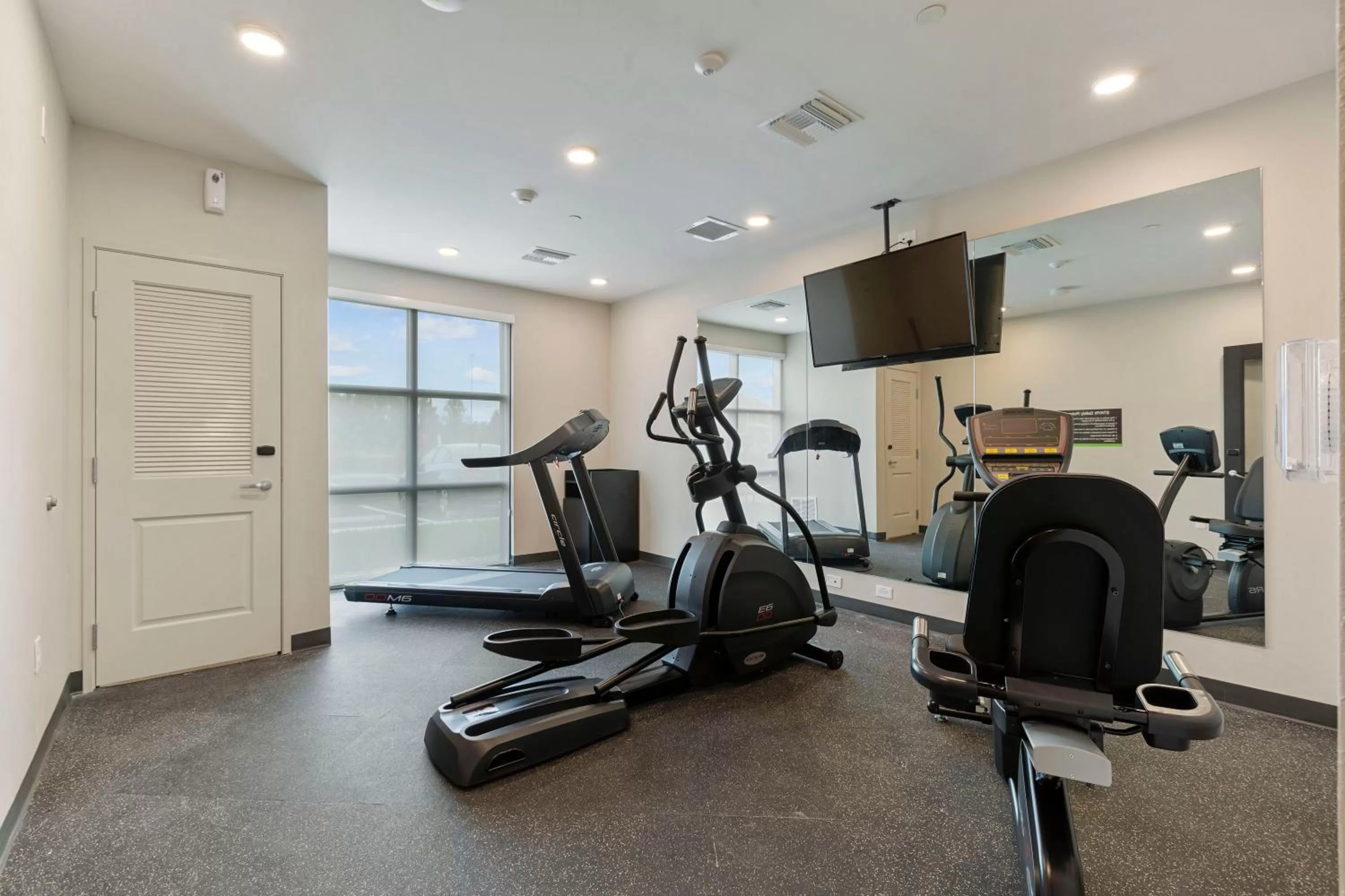 Fitness centre/facilities in Extended Stay America Premier Suites - Tampa - Gibsonton - Riverview