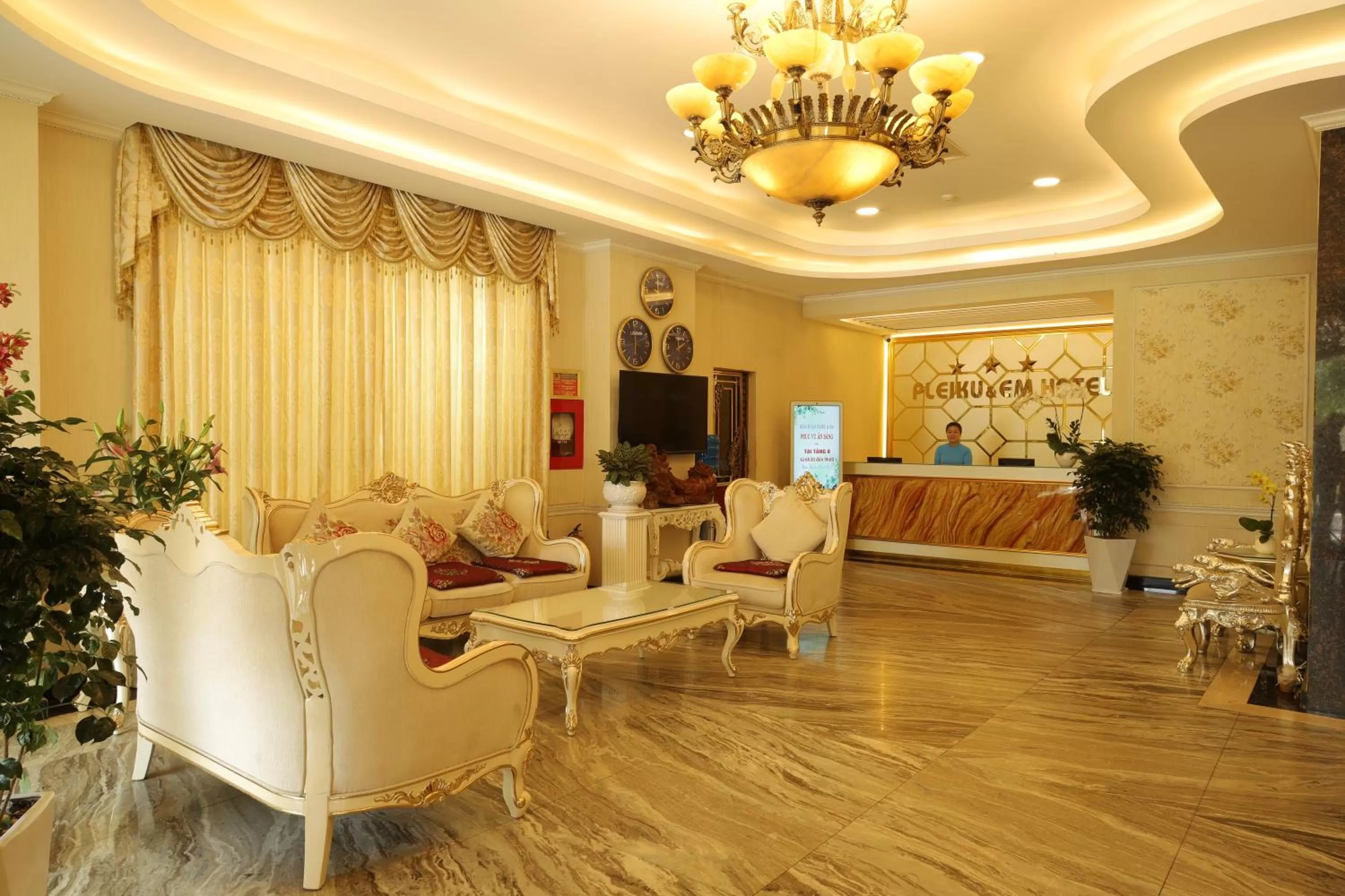 Communal lounge/ TV room in Pleiku & Em Hotel by Gia Lai Tourist