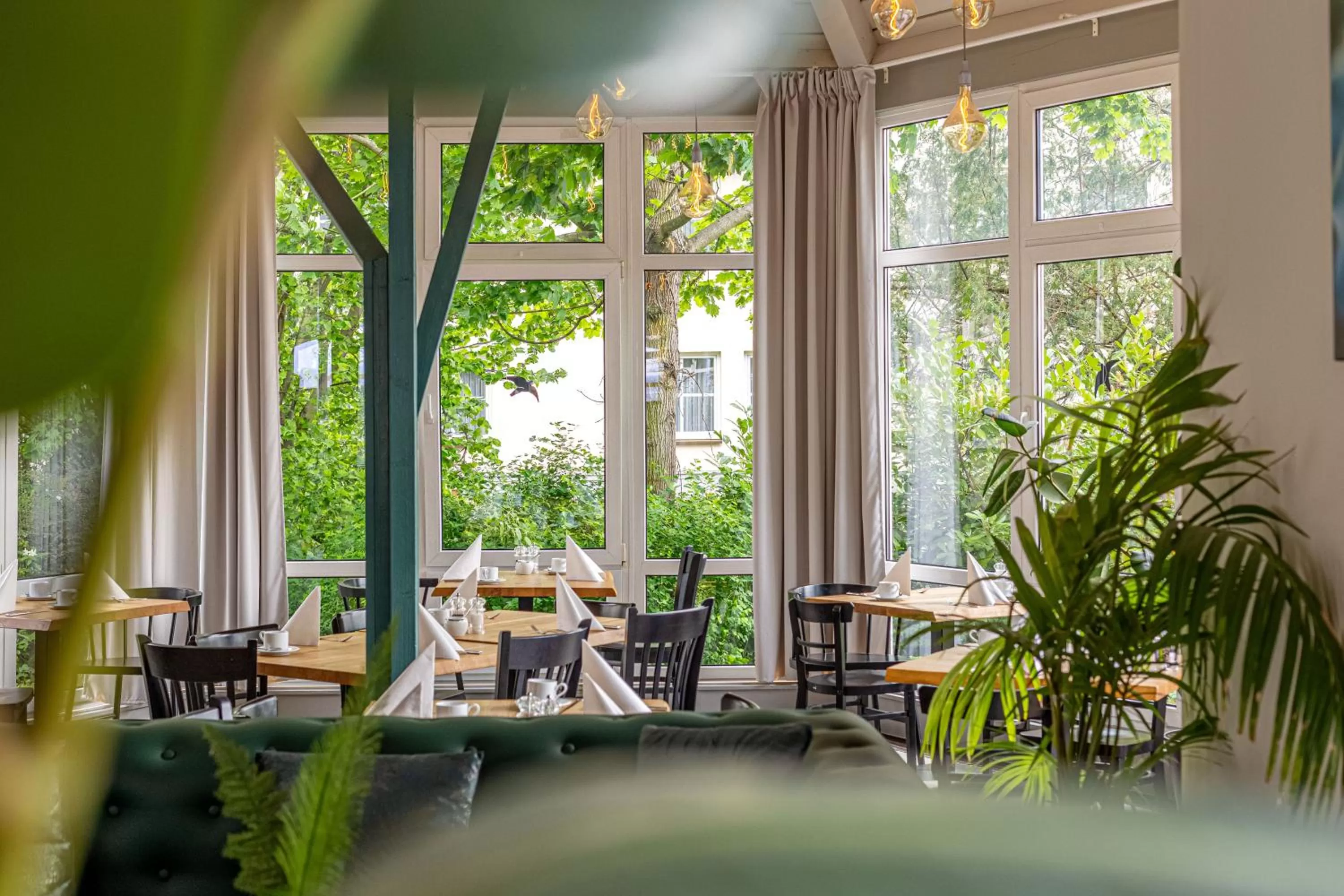 Restaurant/places to eat in Parkhotel Diani