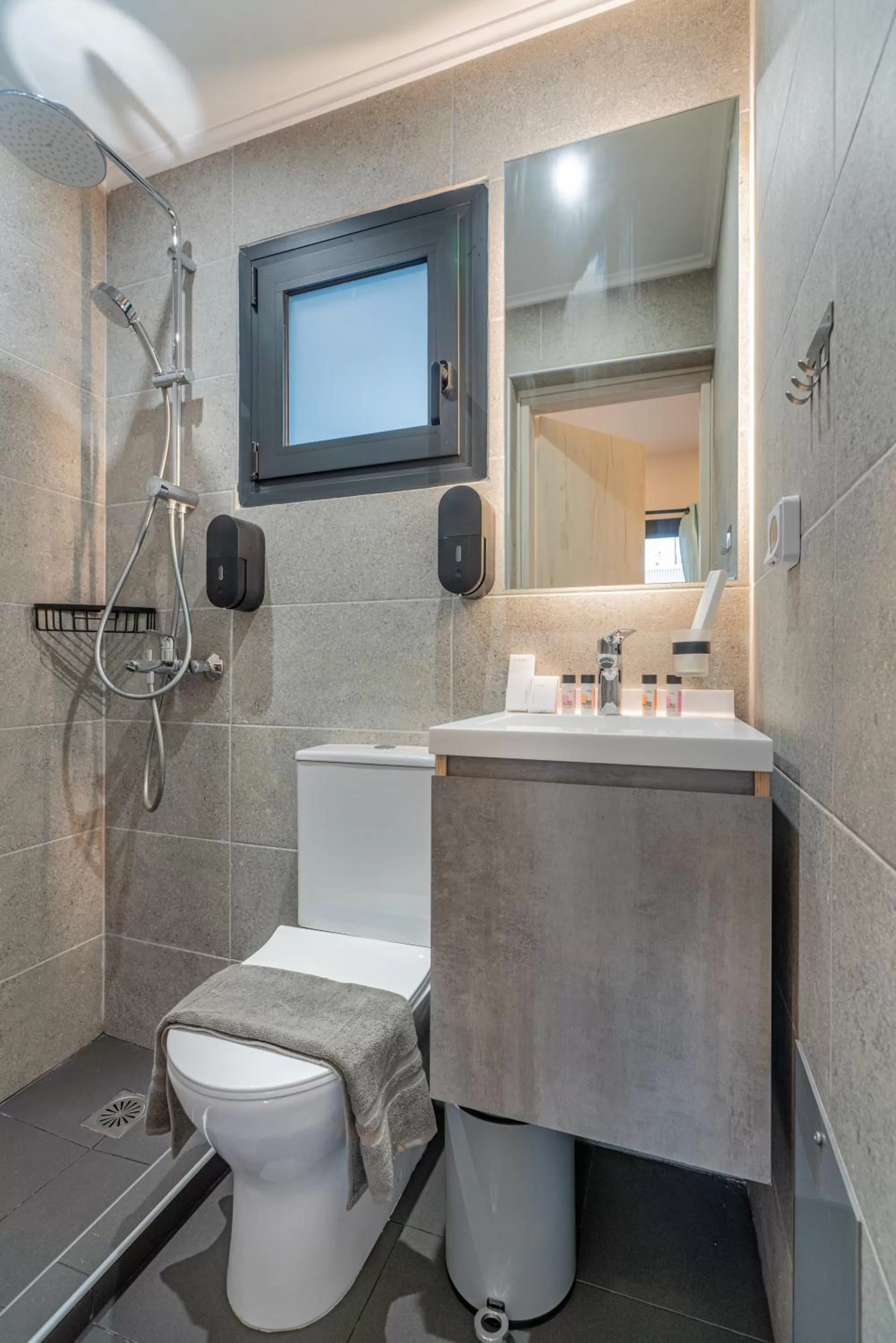 Shower in Exarchia House Project