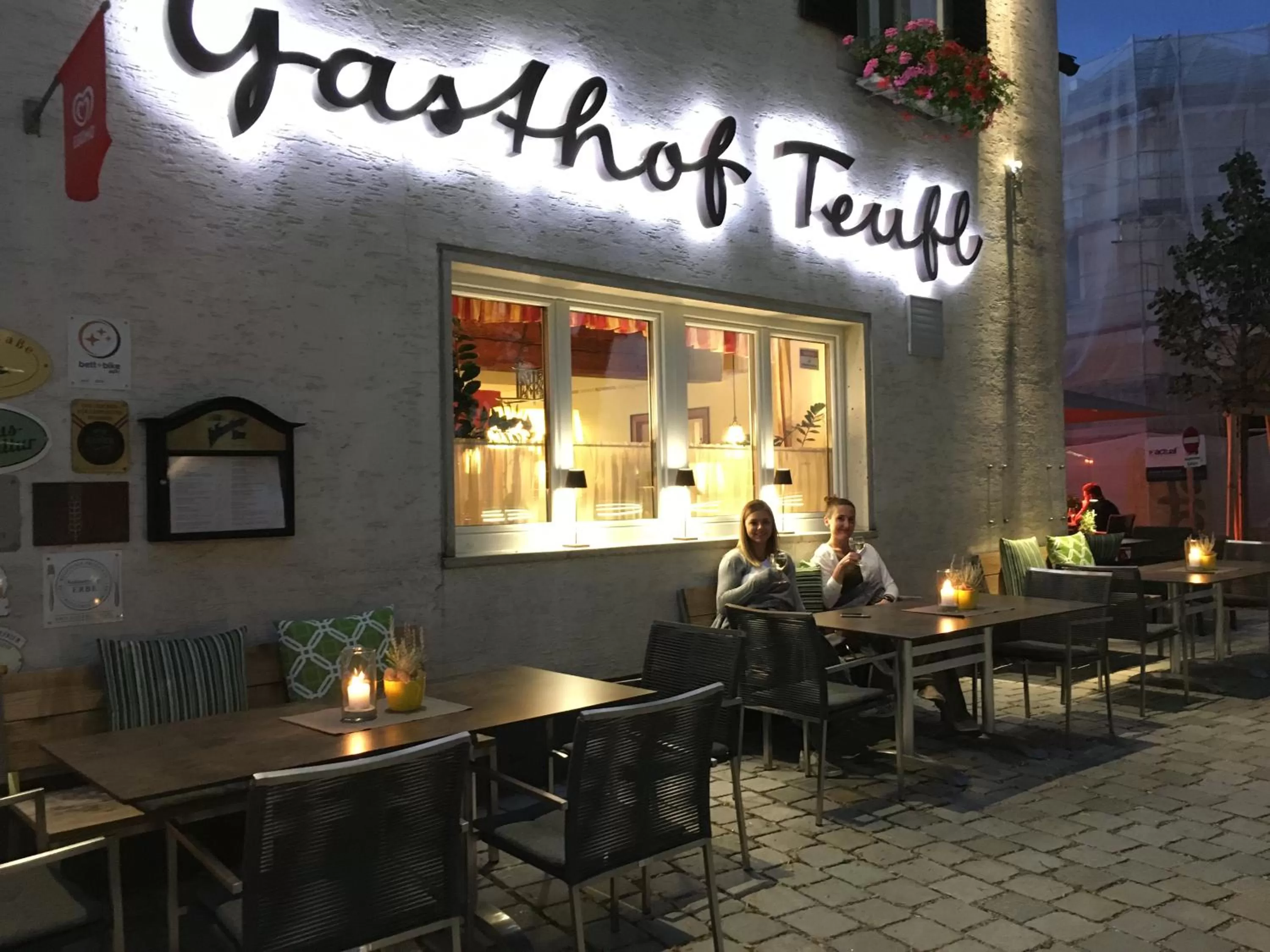 Facade/entrance, Restaurant/Places to Eat in Gasthof Teufl