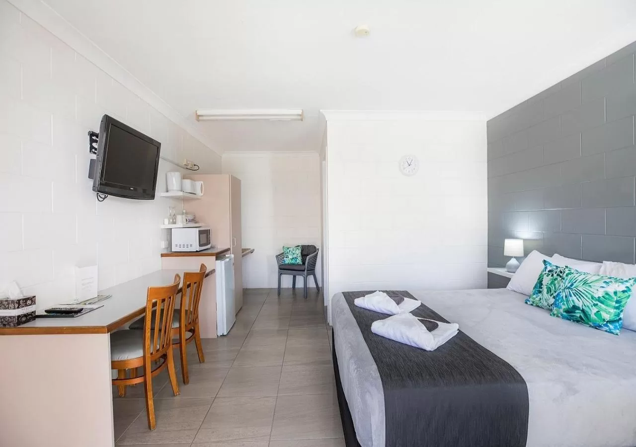 TV and multimedia, Bed in Banjo Paterson Motor Inn