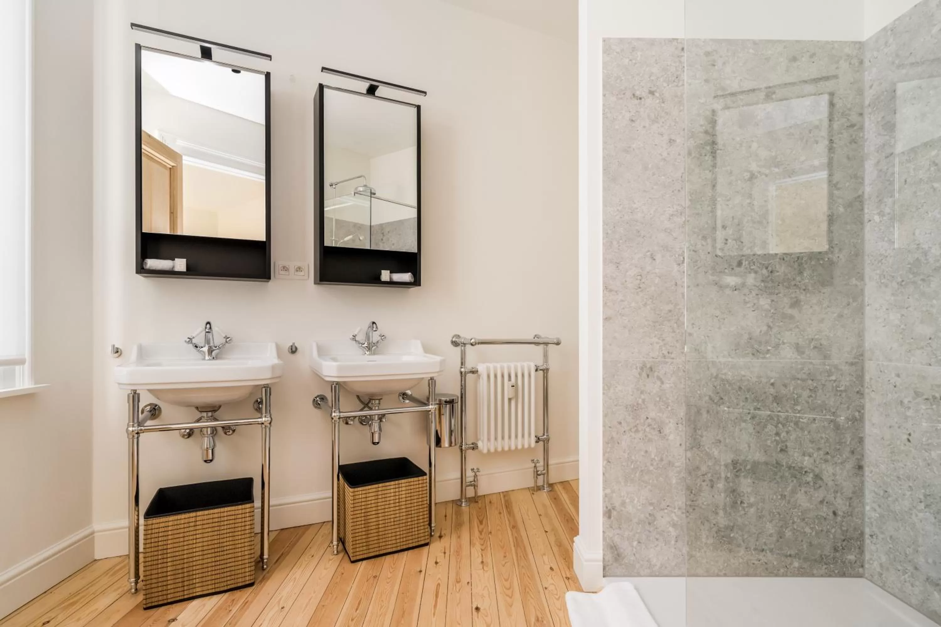 Shower in Quartier Le Sud