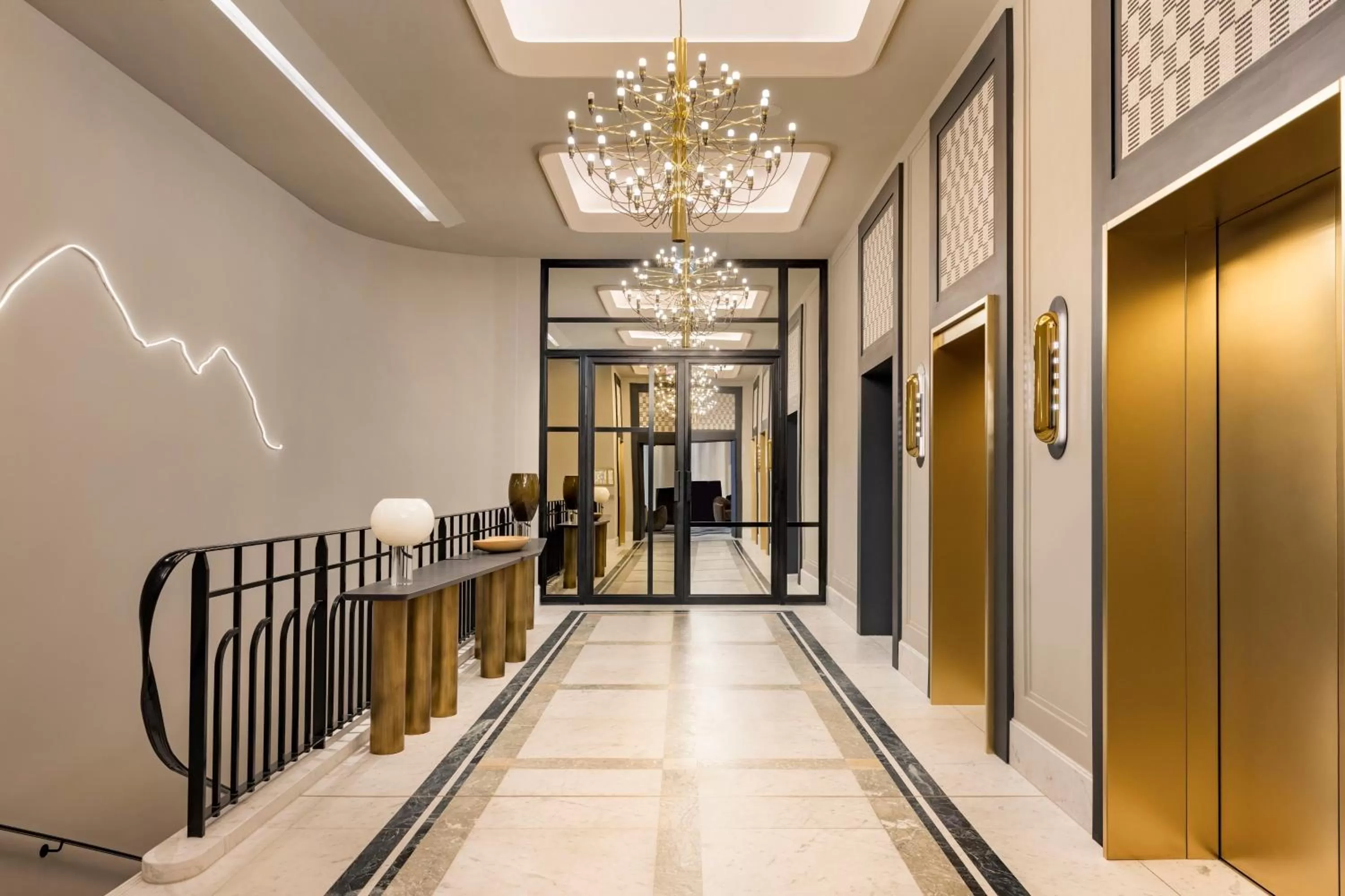 Lobby or reception in Kimpton - St Honoré Paris by IHG