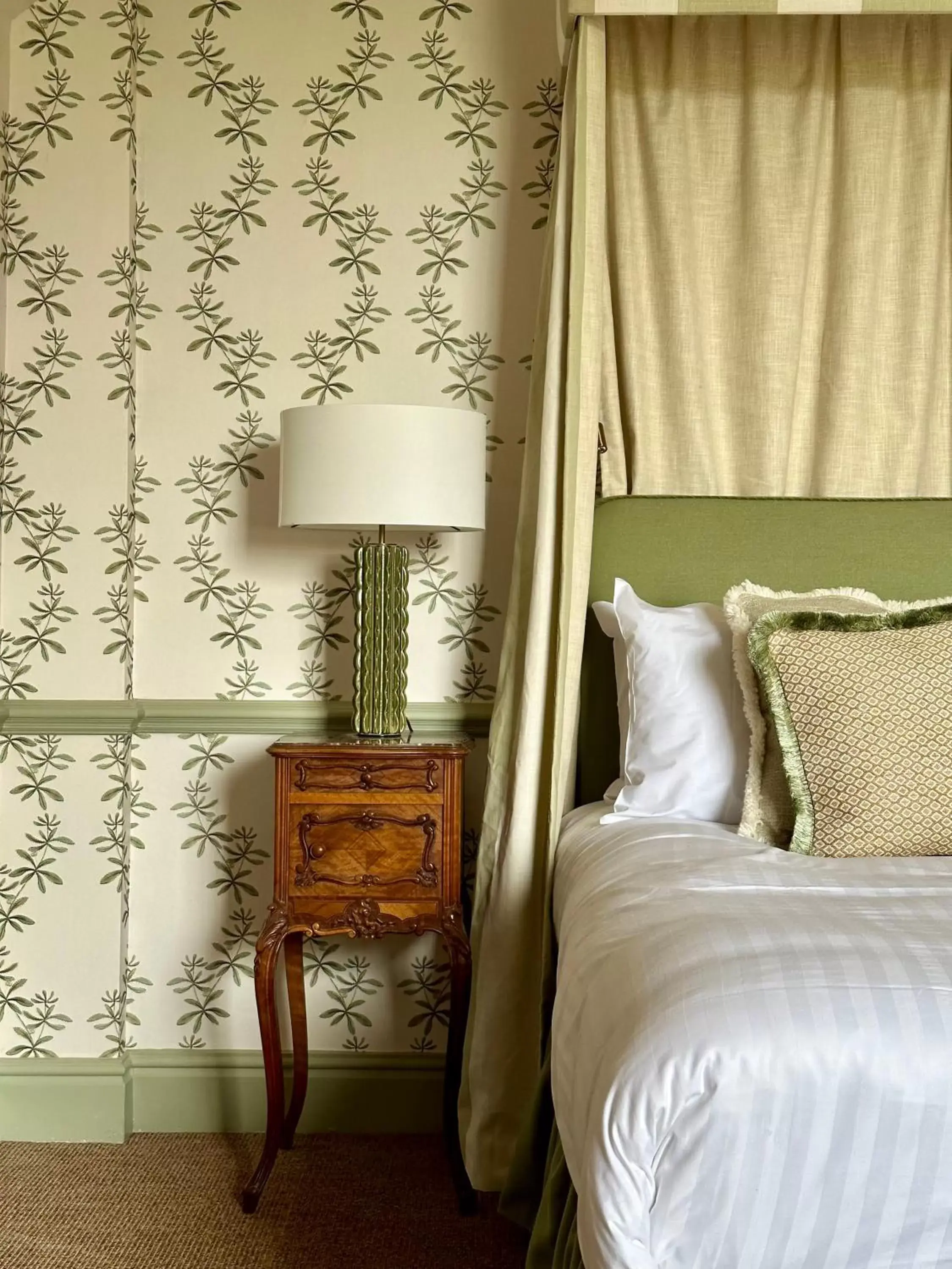 Fort Henry Suite in The Barnsdale, Rutland Fort Henry Suite in The Barnsdale, Rutland