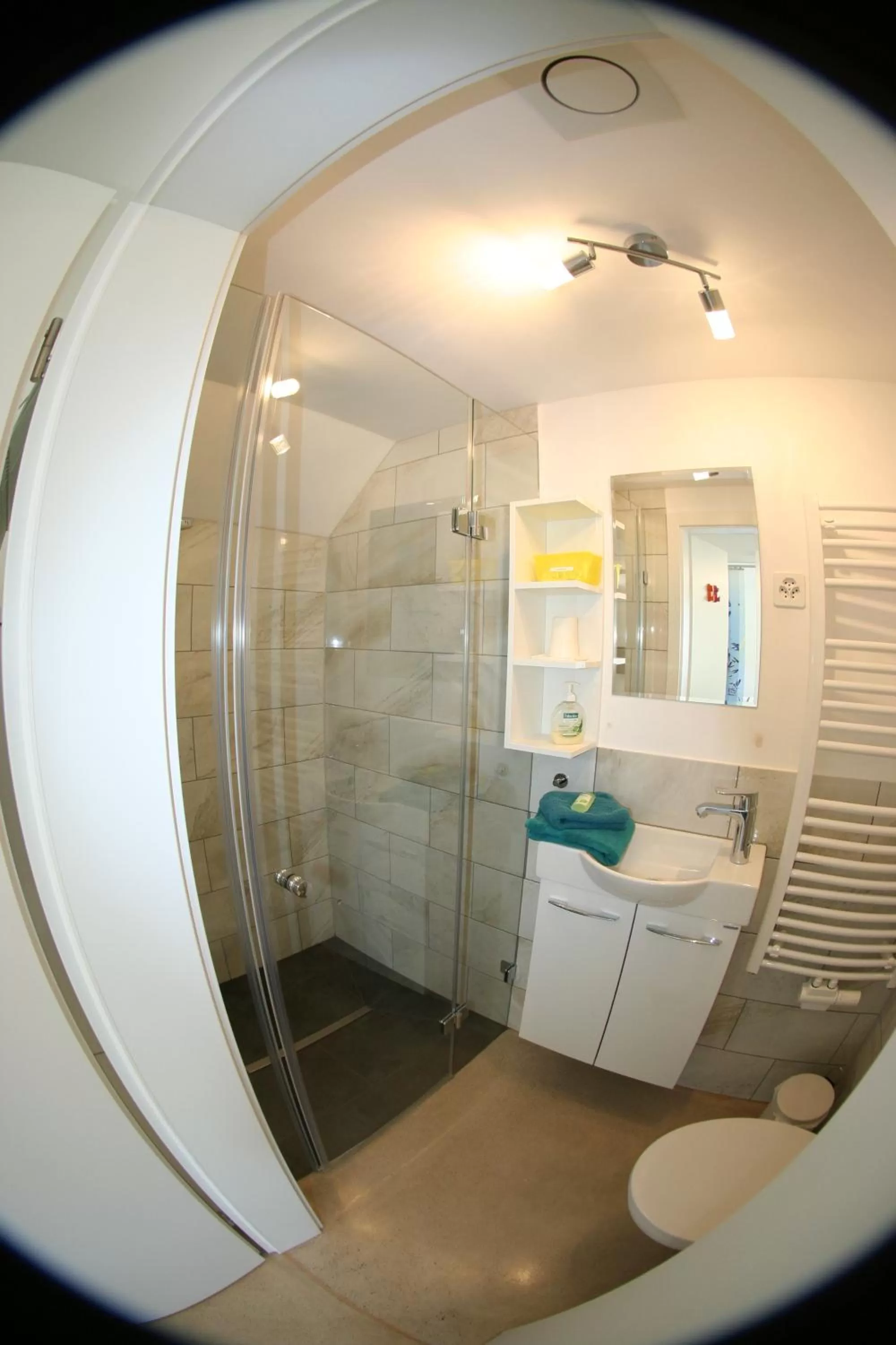 Bathroom in BnB Mönthal im Jurapark