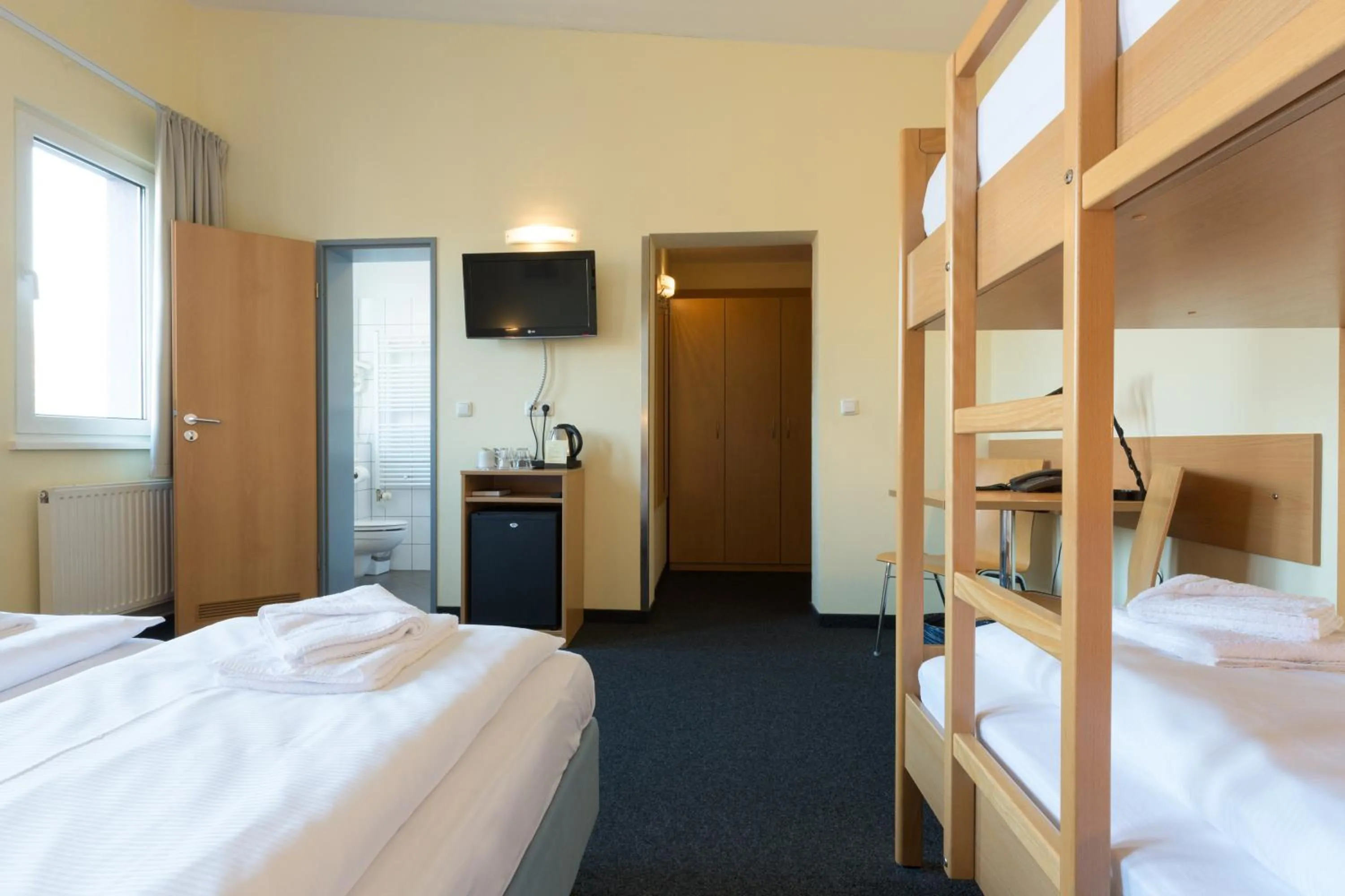 Day, Bed in Familienhotel Citylight