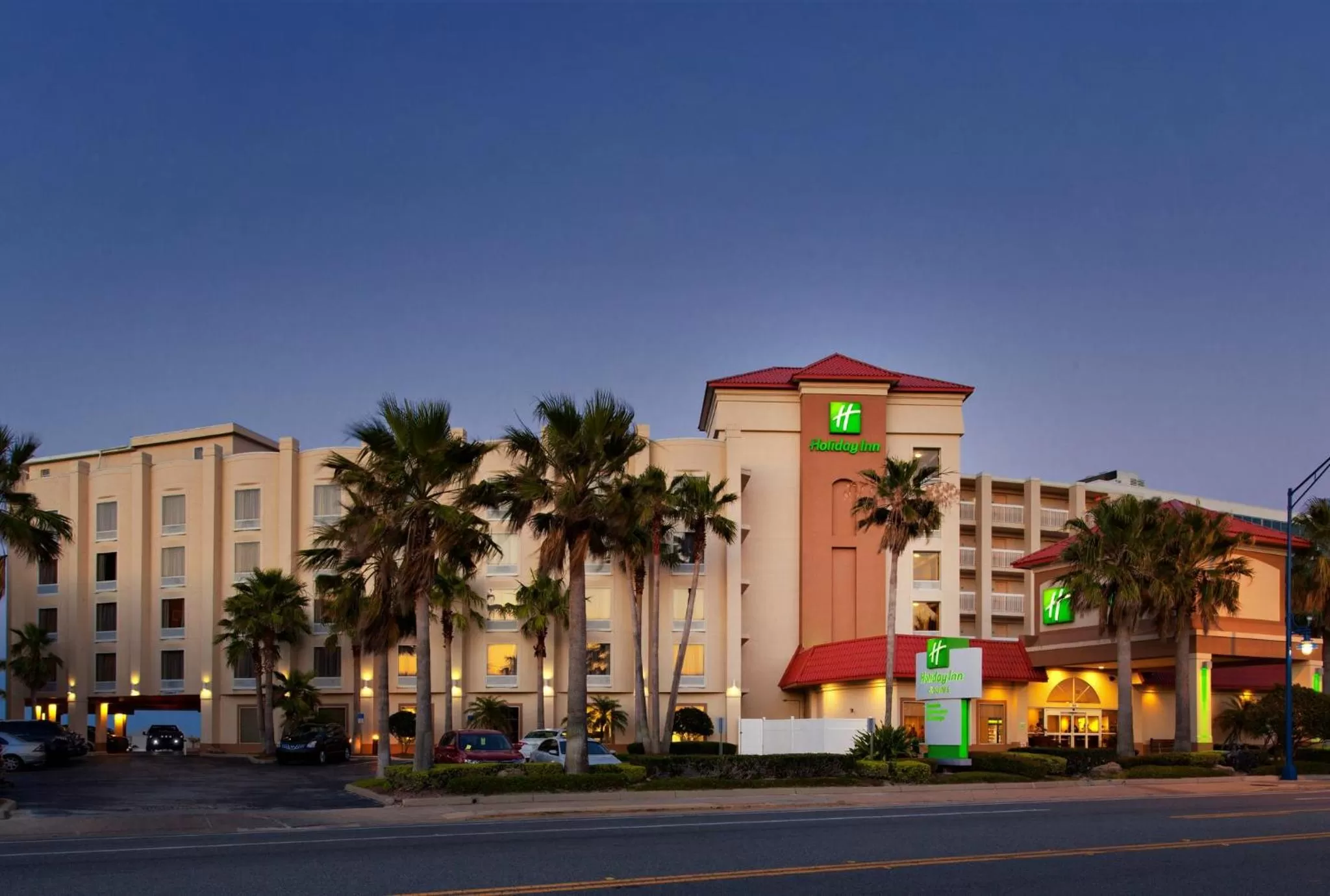 Property building in Holiday Inn Hotel & Suites Daytona Beach On The Ocean by IHG