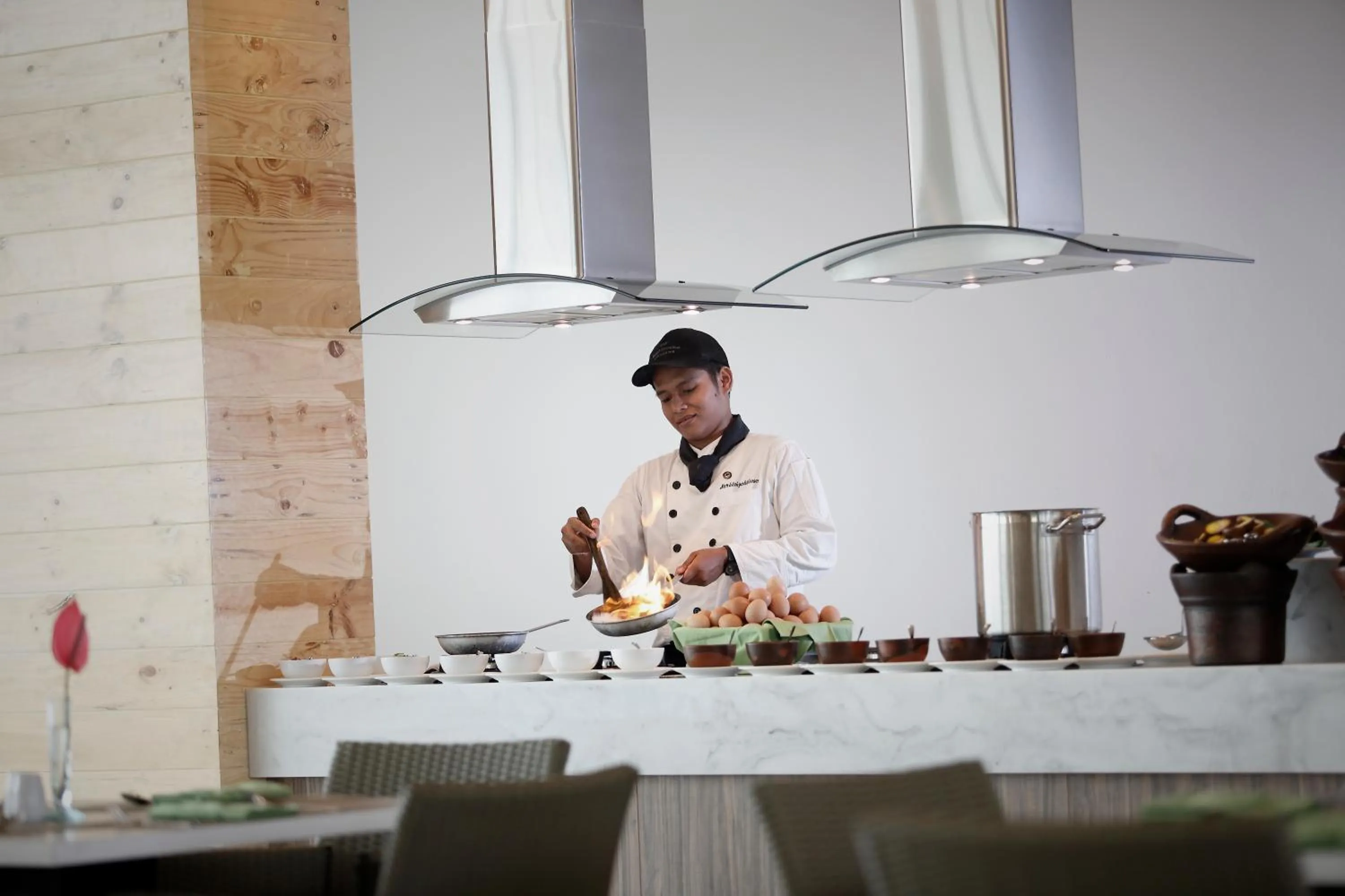 Restaurant/places to eat in Hotel Santika Cikarang