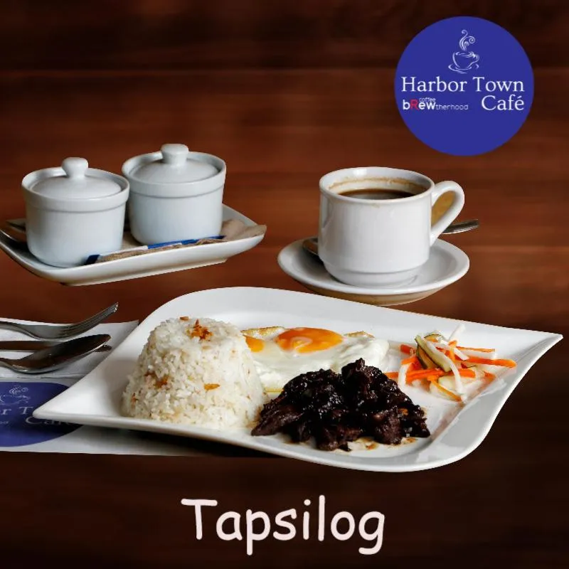 Breakfast in Harbor Town Hotel