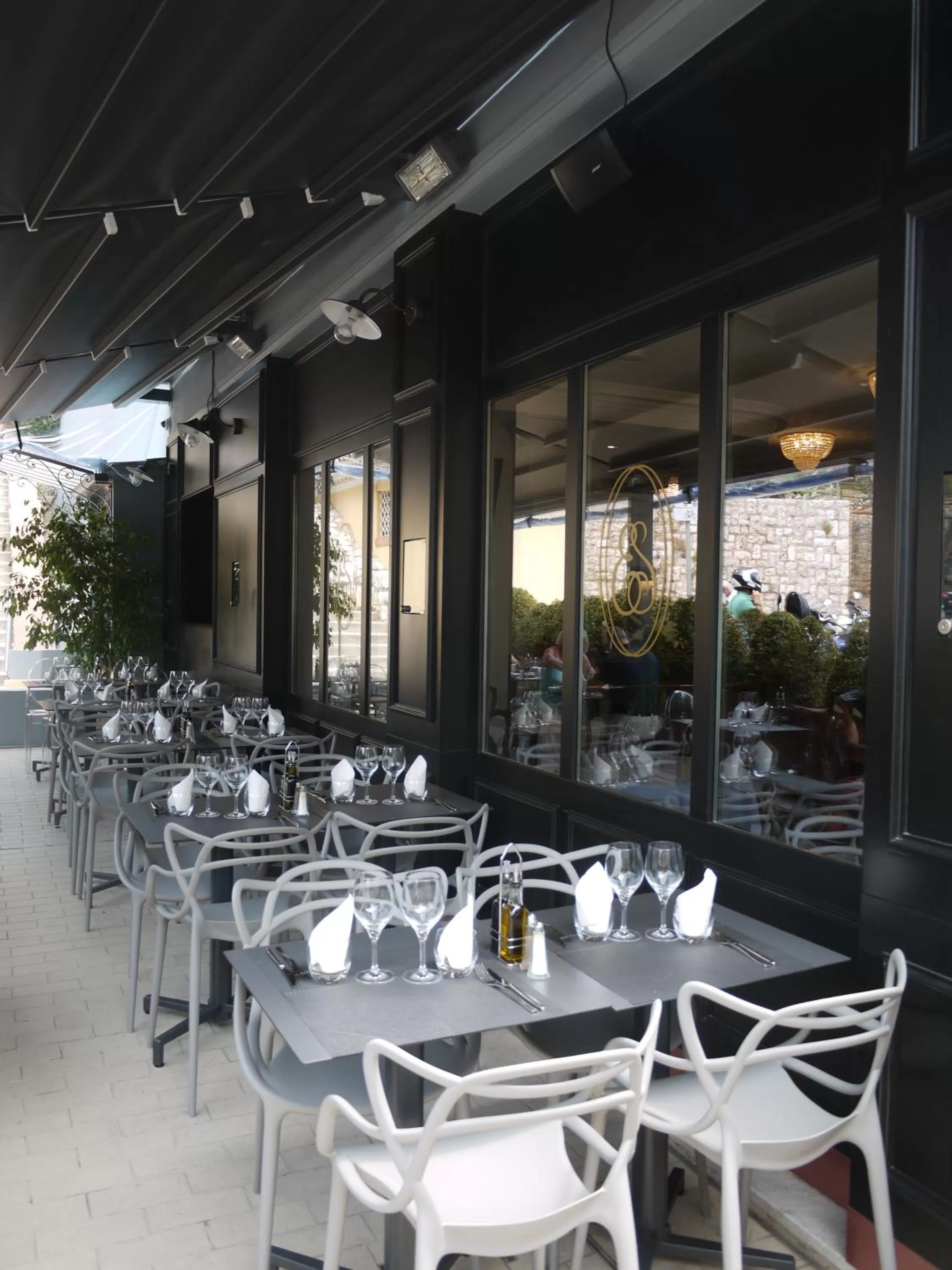 Restaurant/places to eat in Hotel Restaurant Edmond's