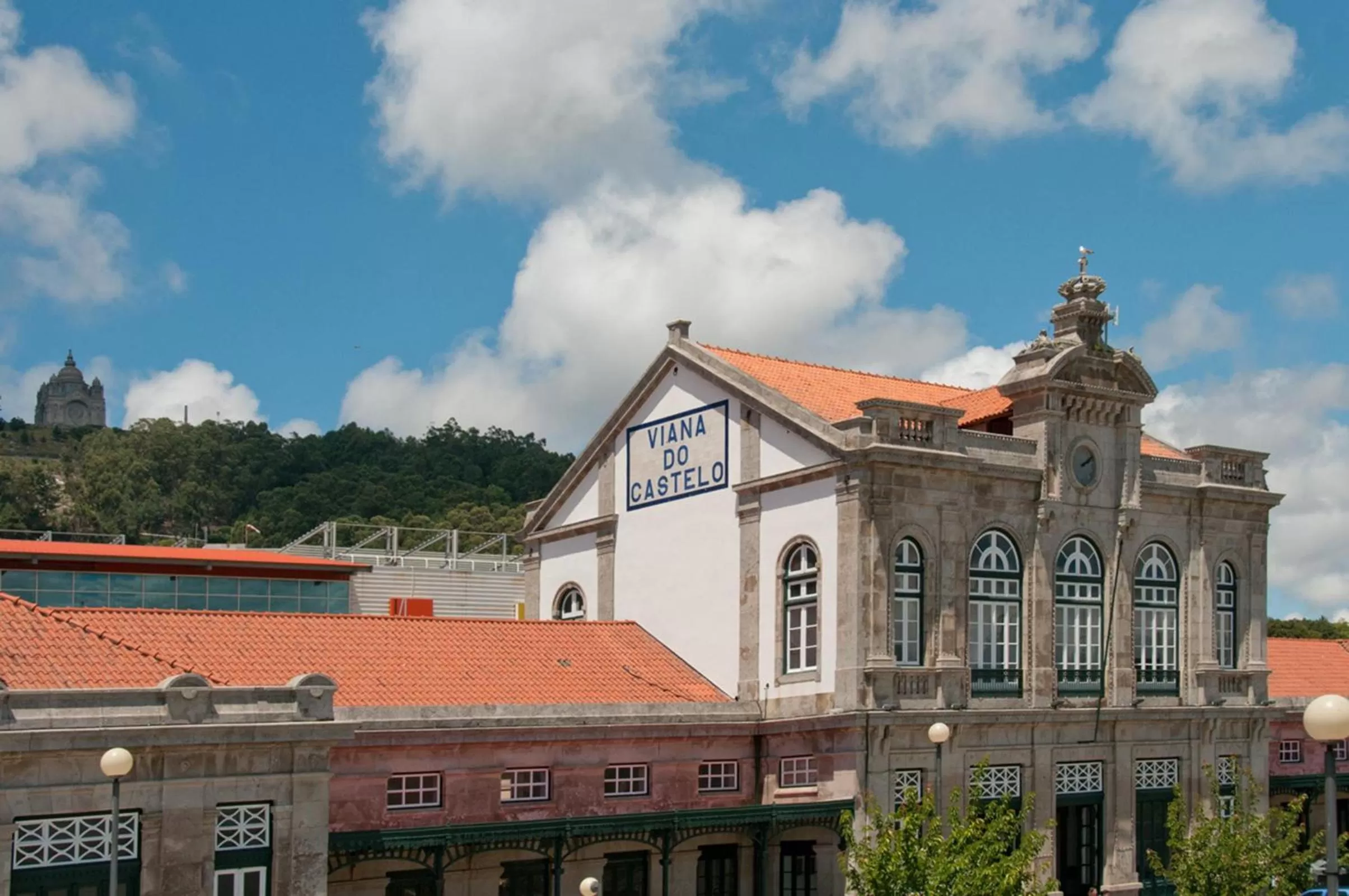 Nearby landmark in Casa Melo Alvim - by Unlock Hotels