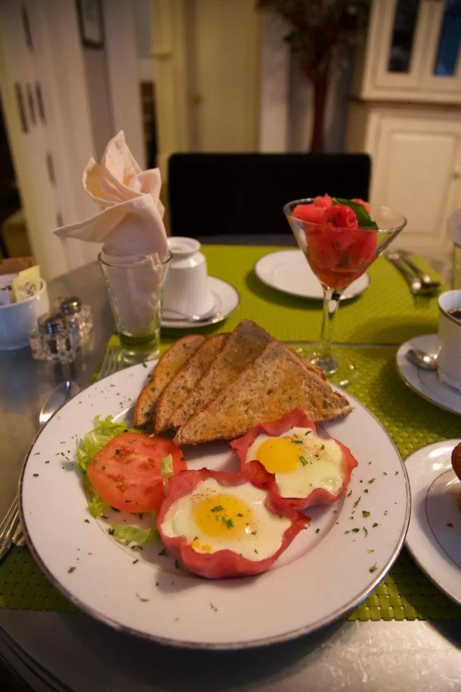 Breakfast in Barclay House Bed and Breakfast