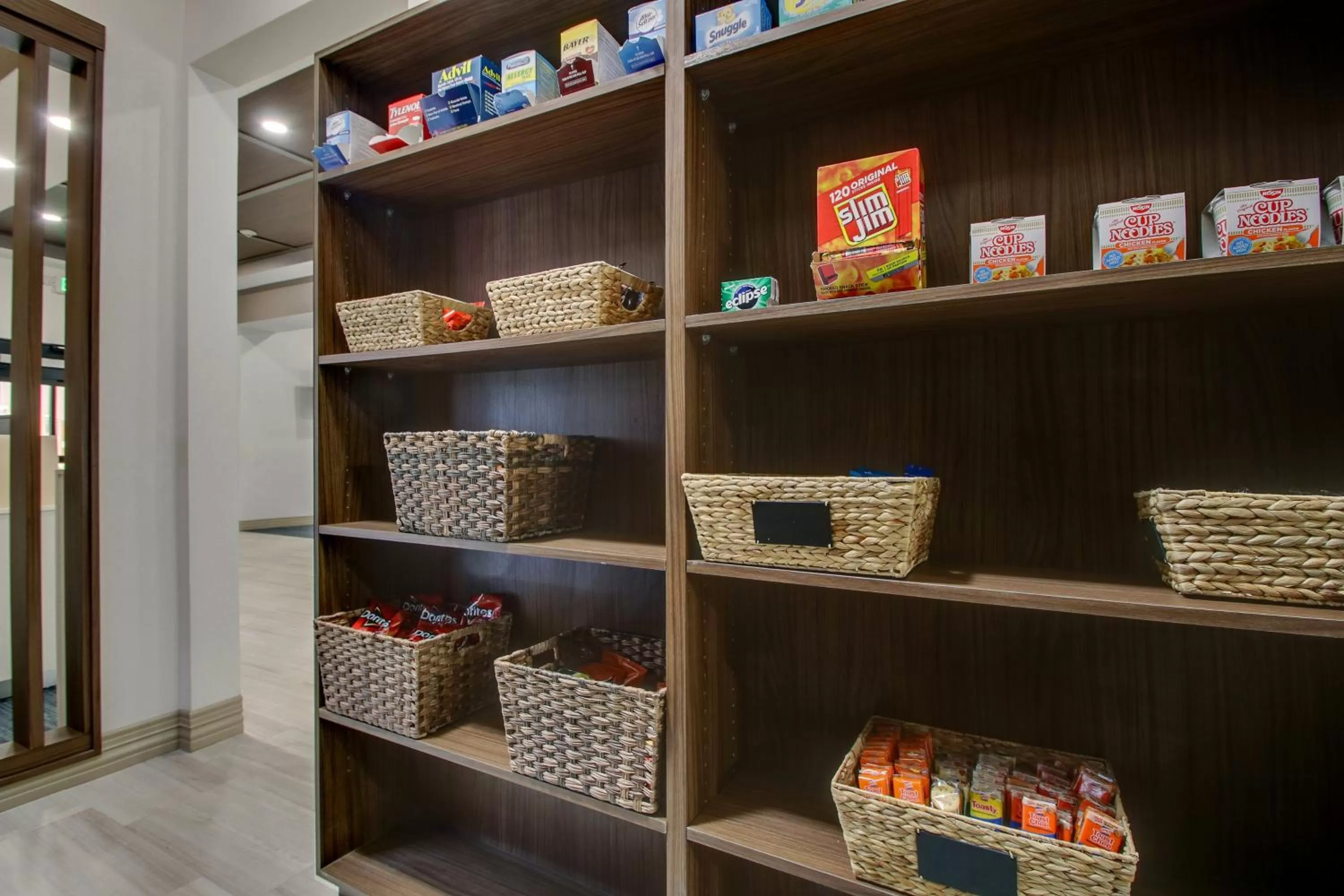 Food and drinks in Holiday Inn Express & Suites Laurel by IHG