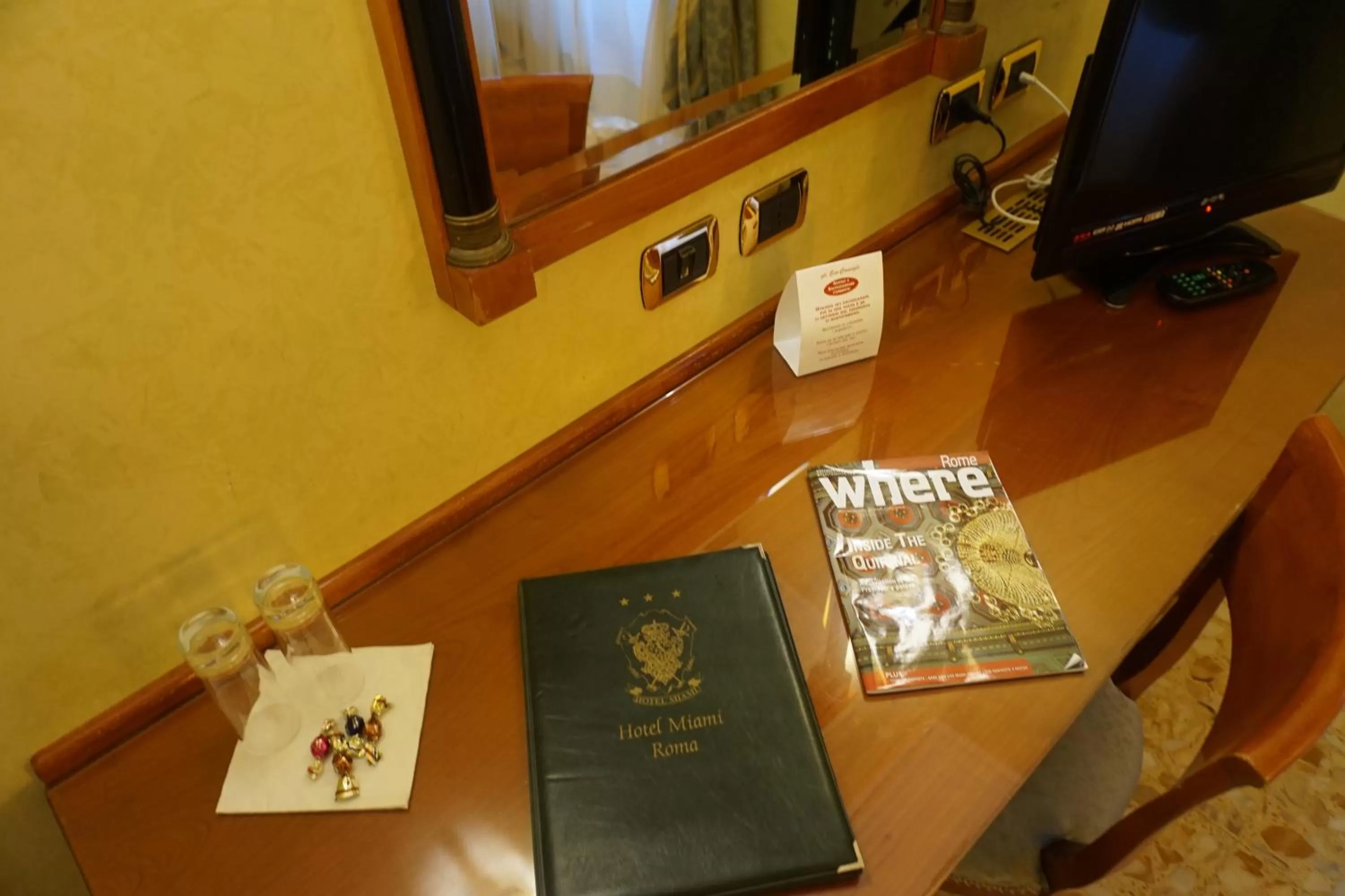 TV and multimedia in Hotel Miami