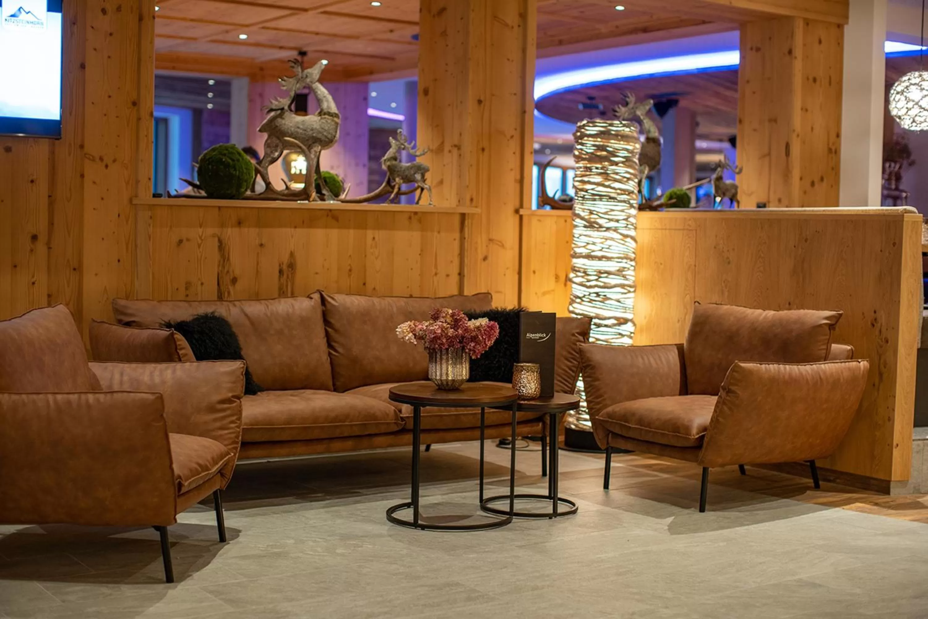 Lounge or bar in Superior Sport und Familienresort Alpenblick
