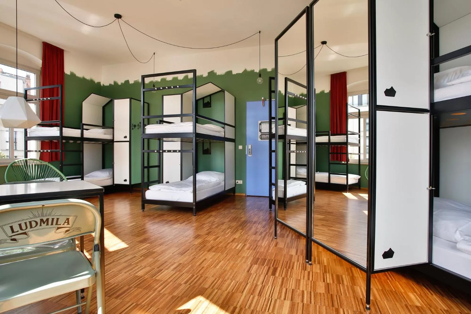 Photo of the whole room, Bed in The Circus Hostel