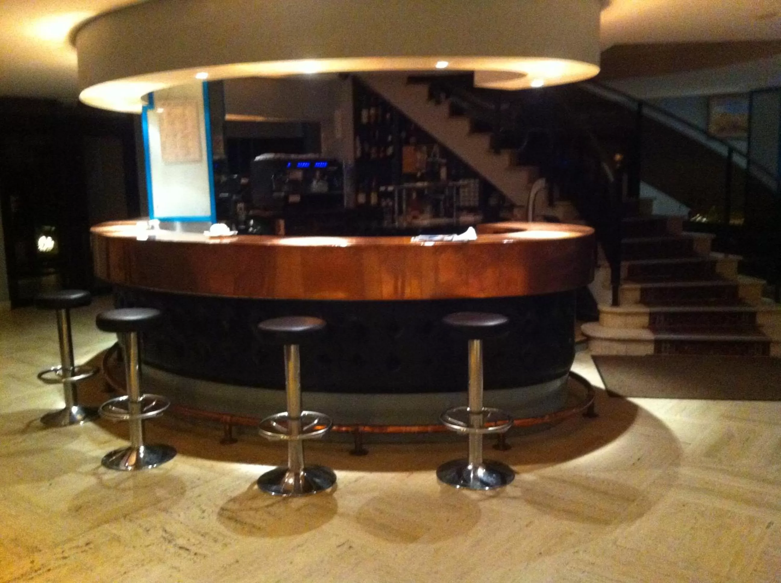 Lounge or bar in authentic by balladins – Rodez / Le Ségala