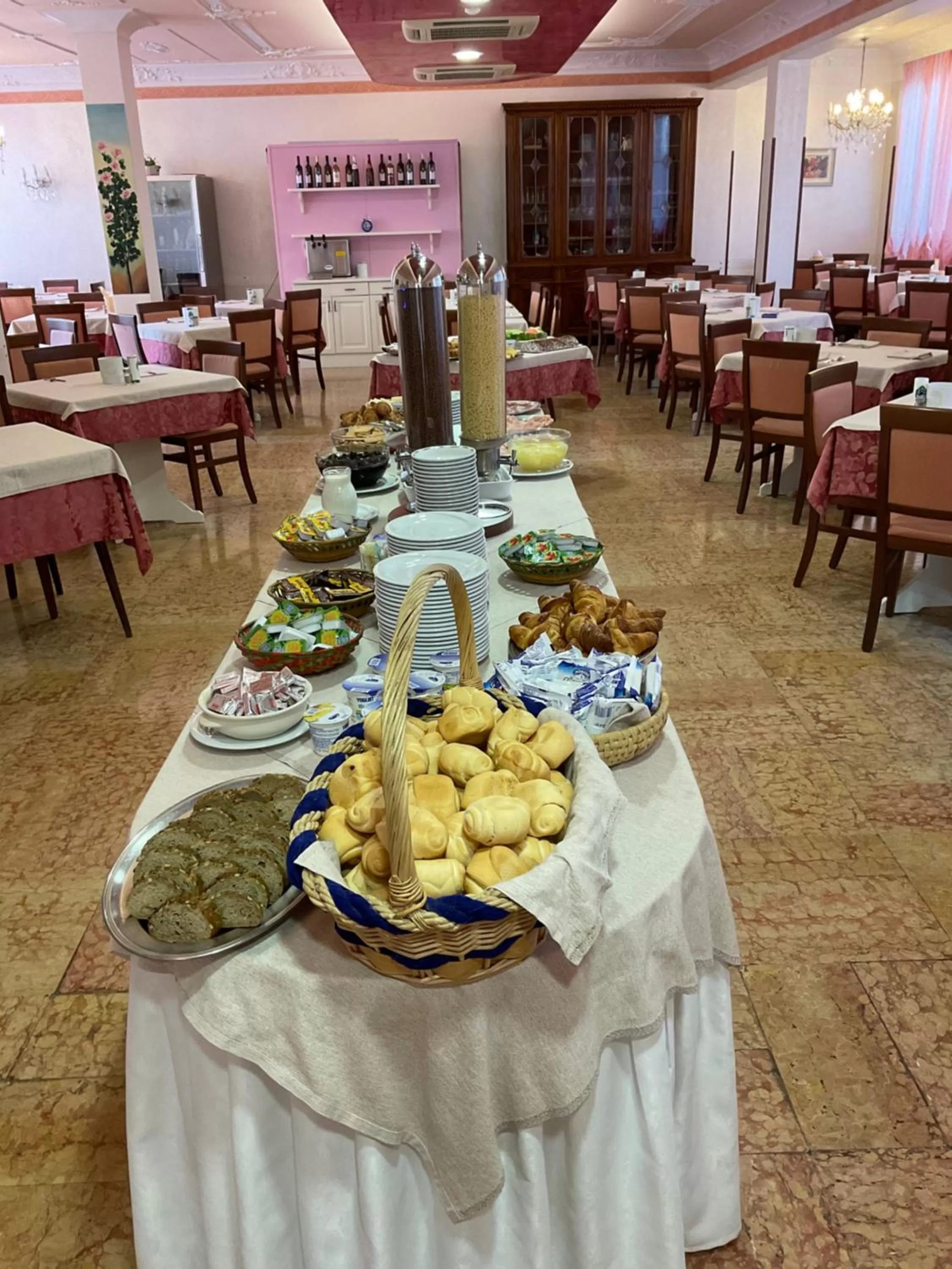 Restaurant/Places to Eat in Villaggio dei Fiori Apart- Hotel 3 Stars - Family Resort