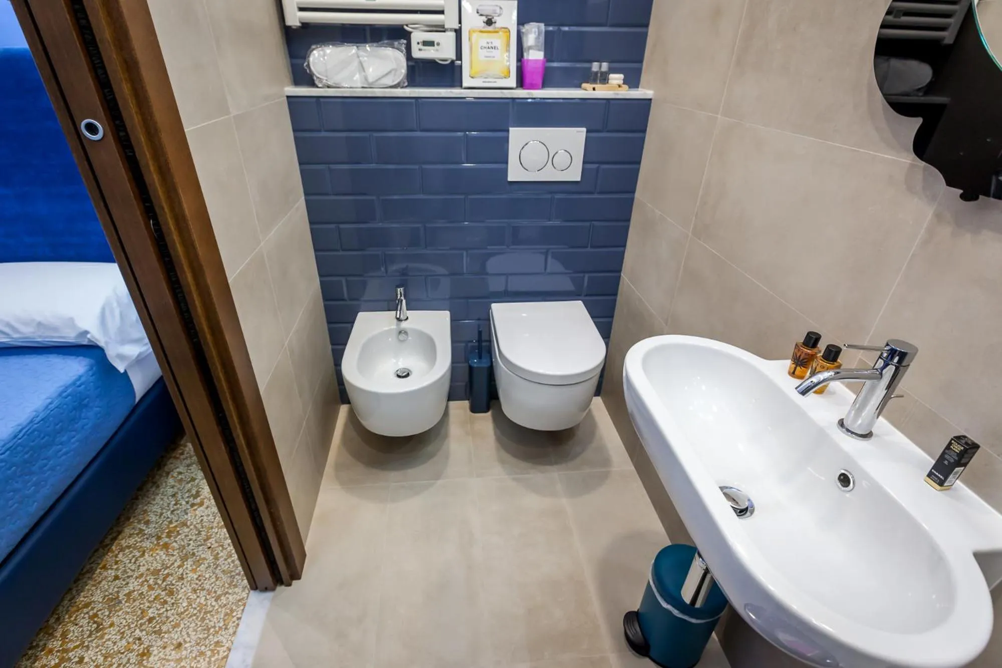 Bathroom in Hotel Bologna