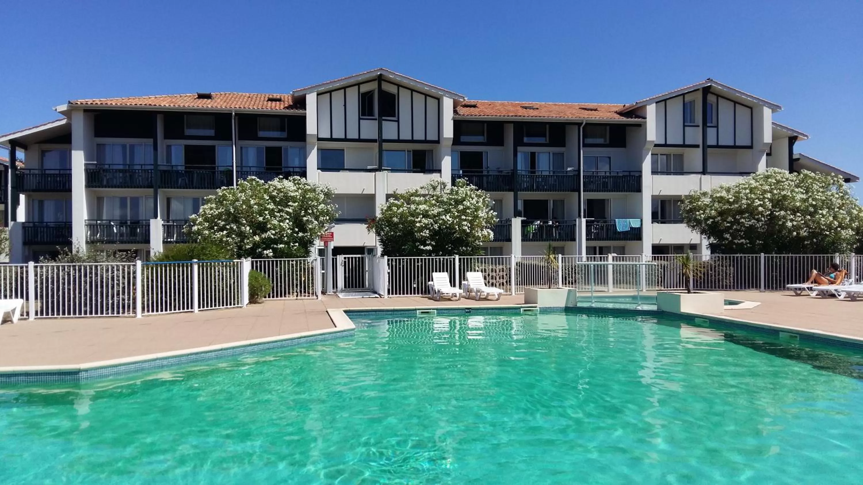 Facade/entrance in Résidence Mer & Golf Ilbarritz