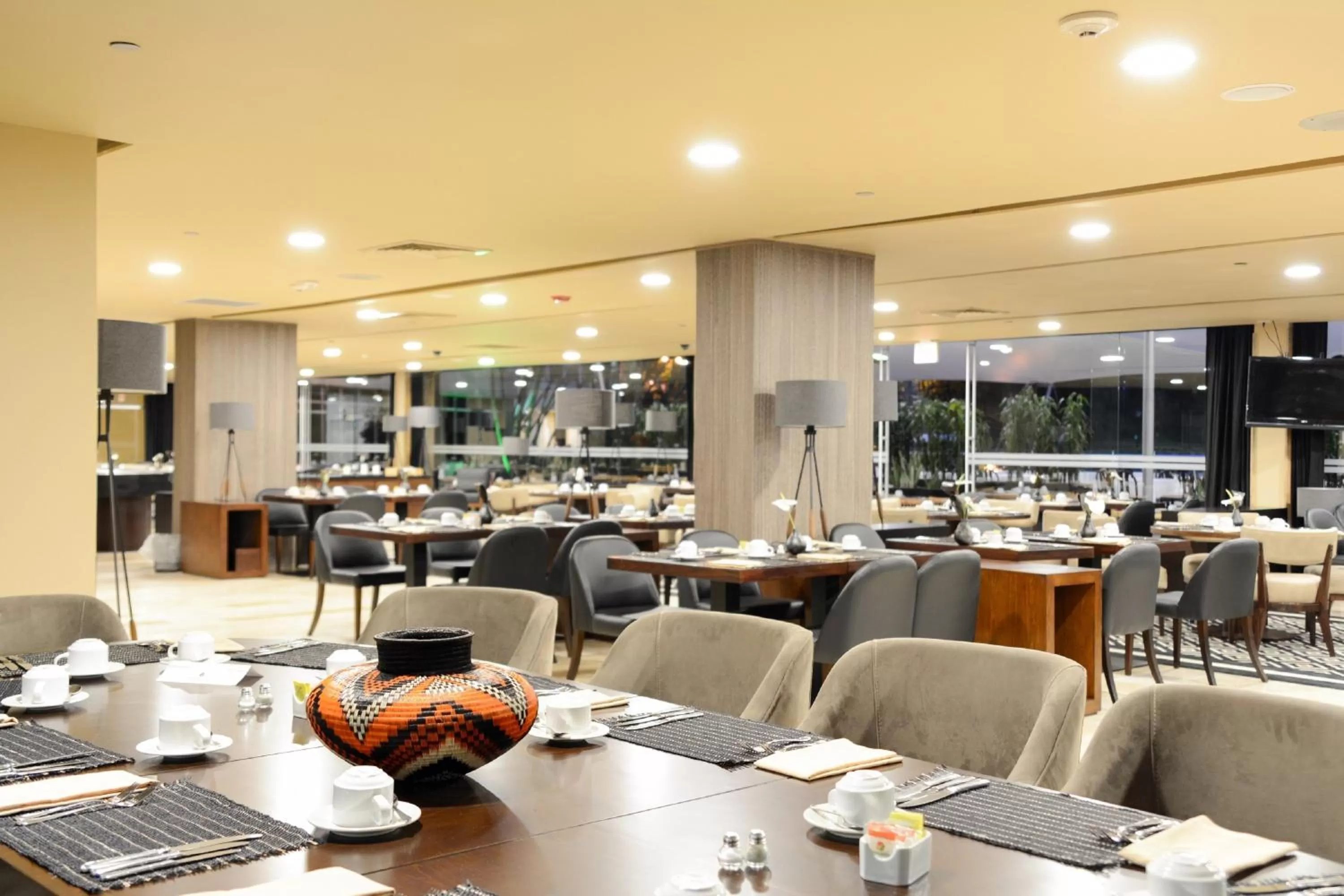 Restaurant/places to eat in InterContinental Medellin - Movich by IHG