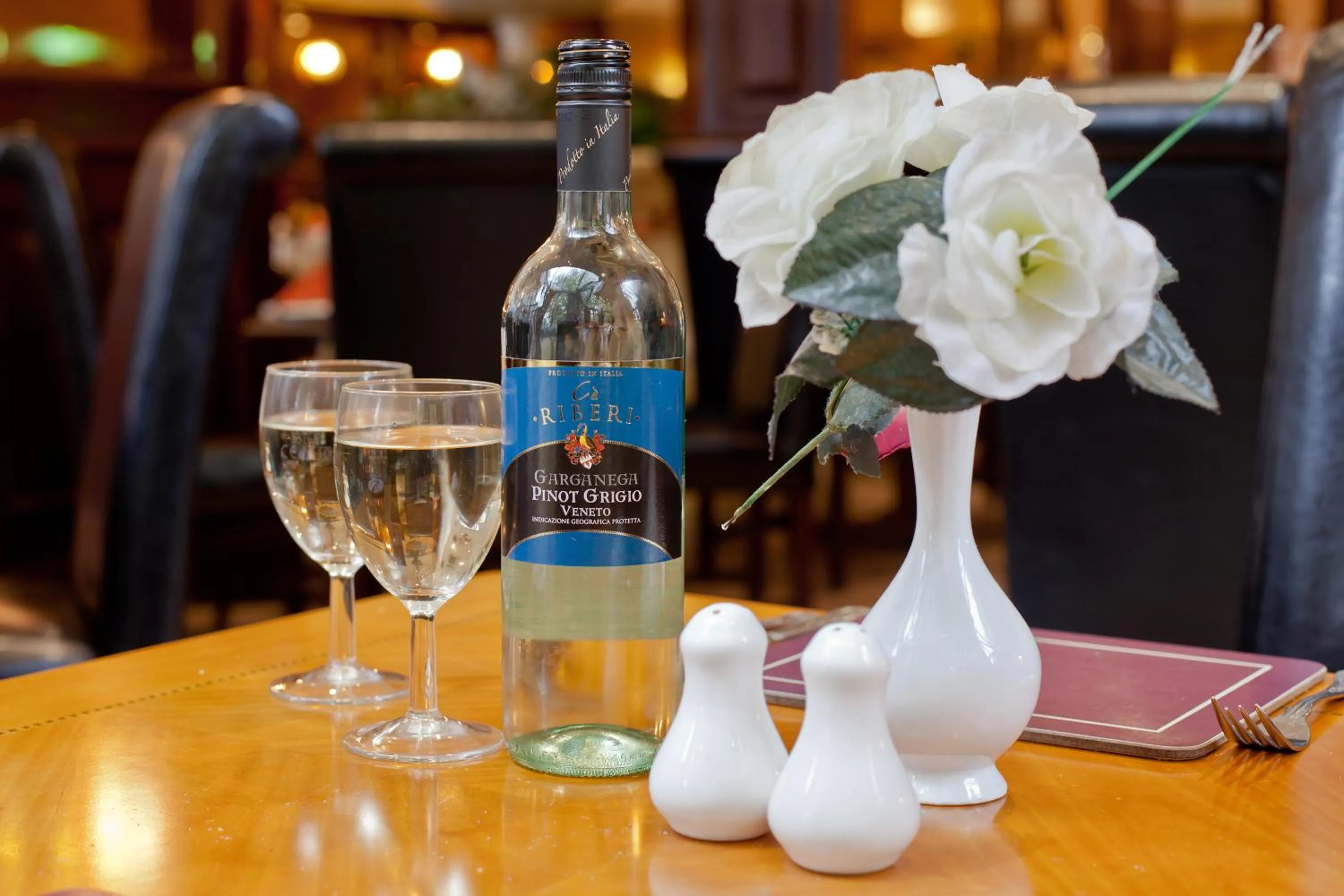 Drinks in Britannia Hotel Coventry