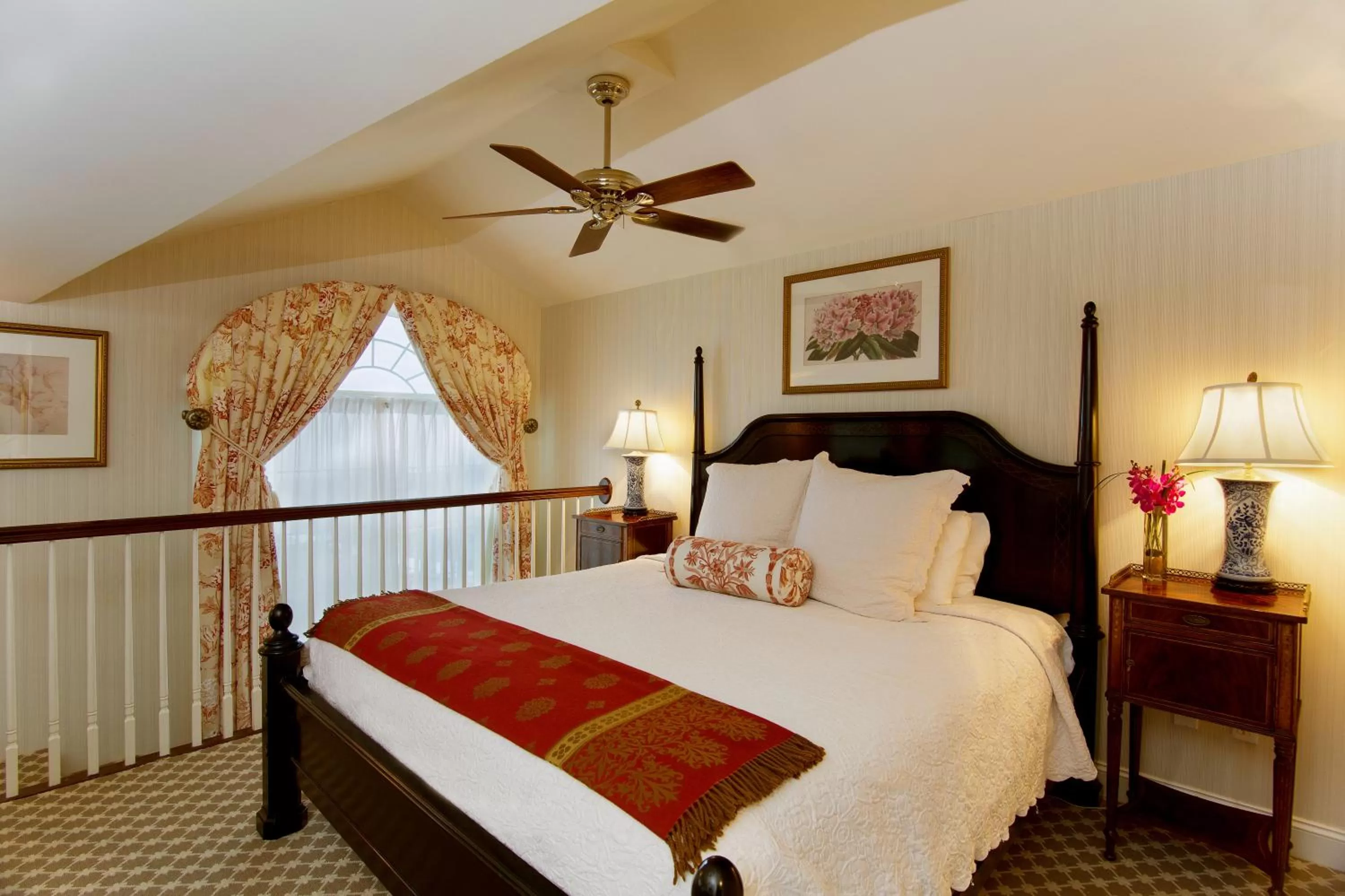 Bed in Saybrook Point Resort & Marina
