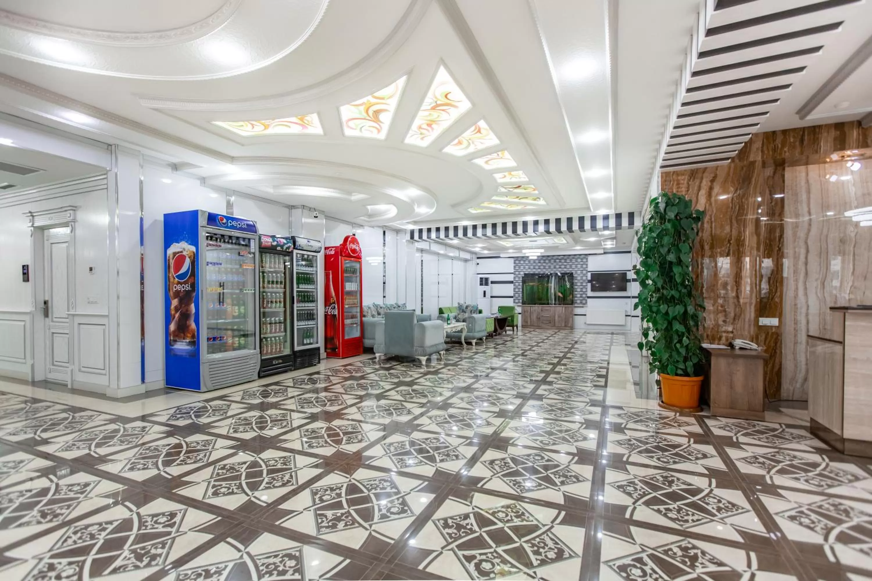 Facade/entrance in OydinPlaza Hotel