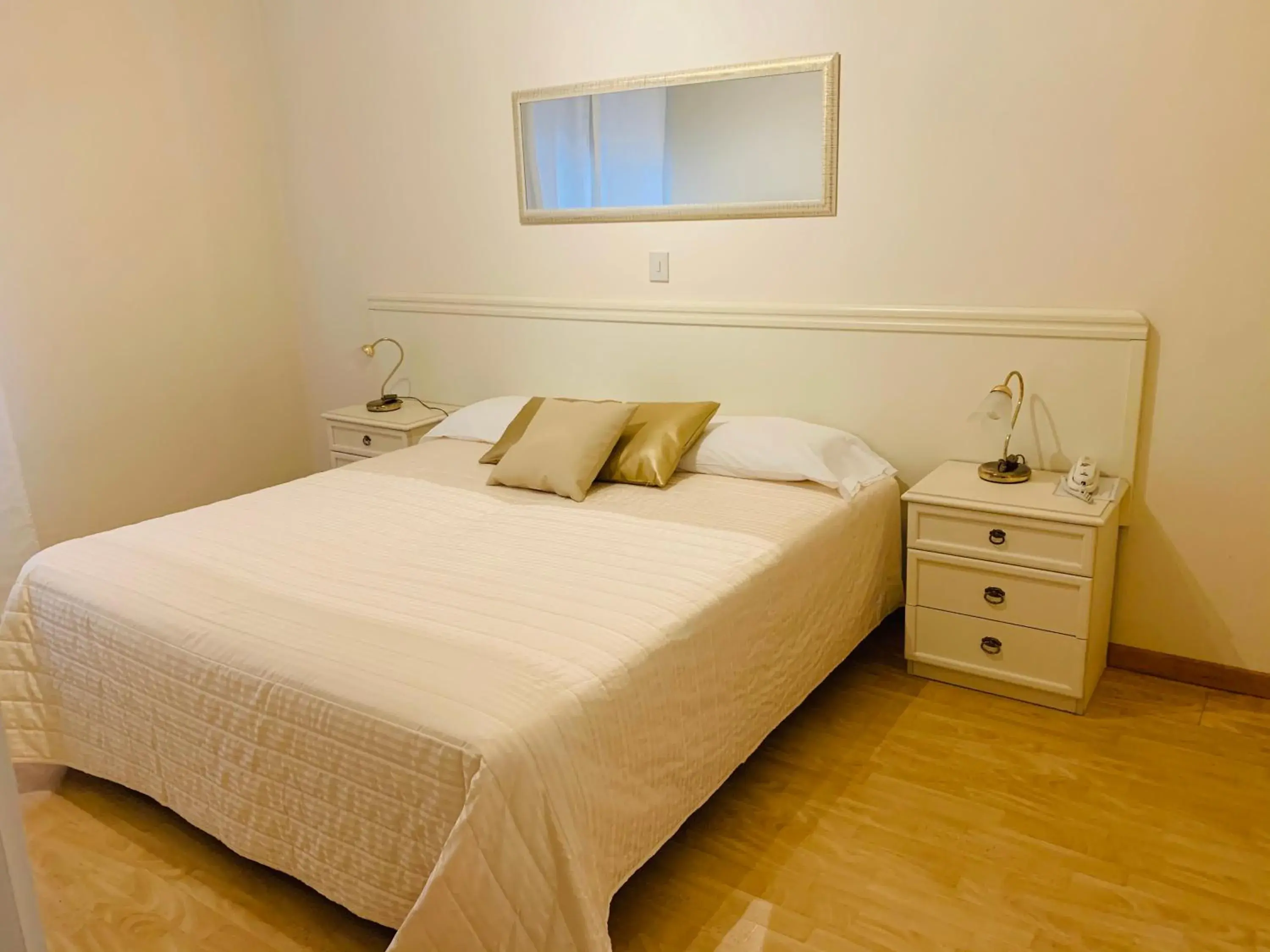 Economy Double or Twin Room in G&D Mi.Ma Condhotel Economy Double or Twin Room in G&D Mi.Ma Condhotel