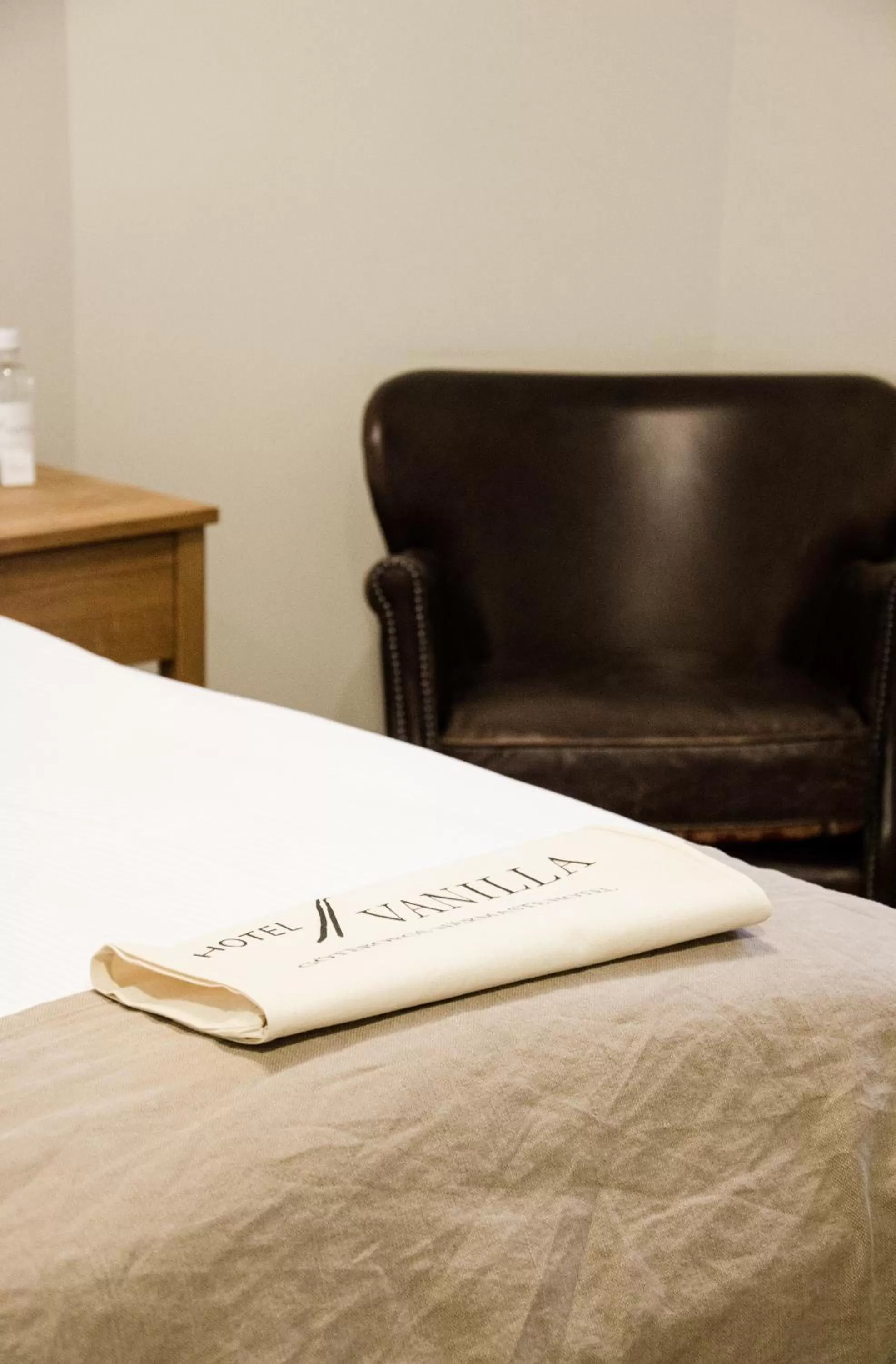 Property logo or sign, Bed in Hotel Vanilla