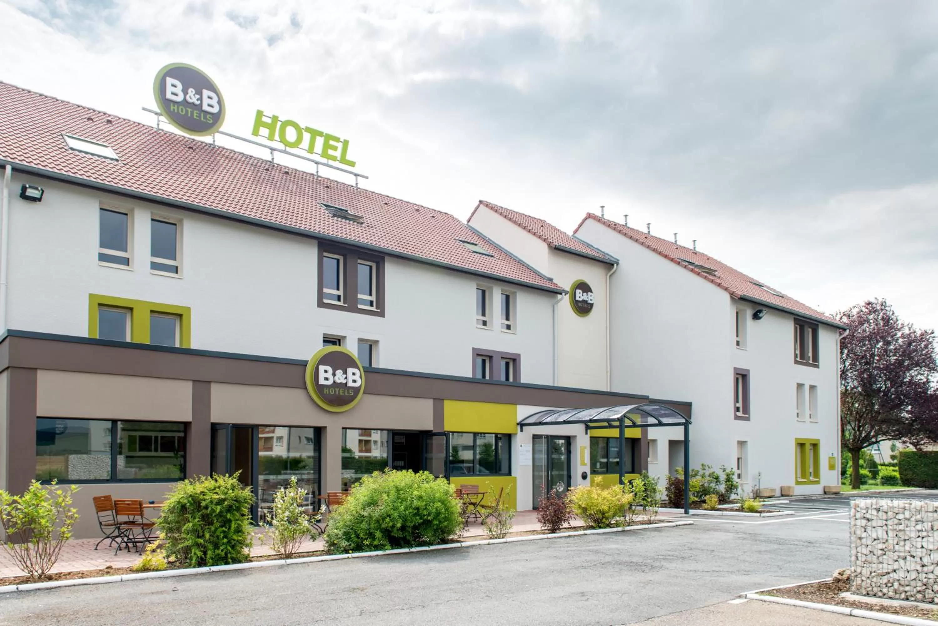 Facade/entrance in B&B HOTEL Verdun