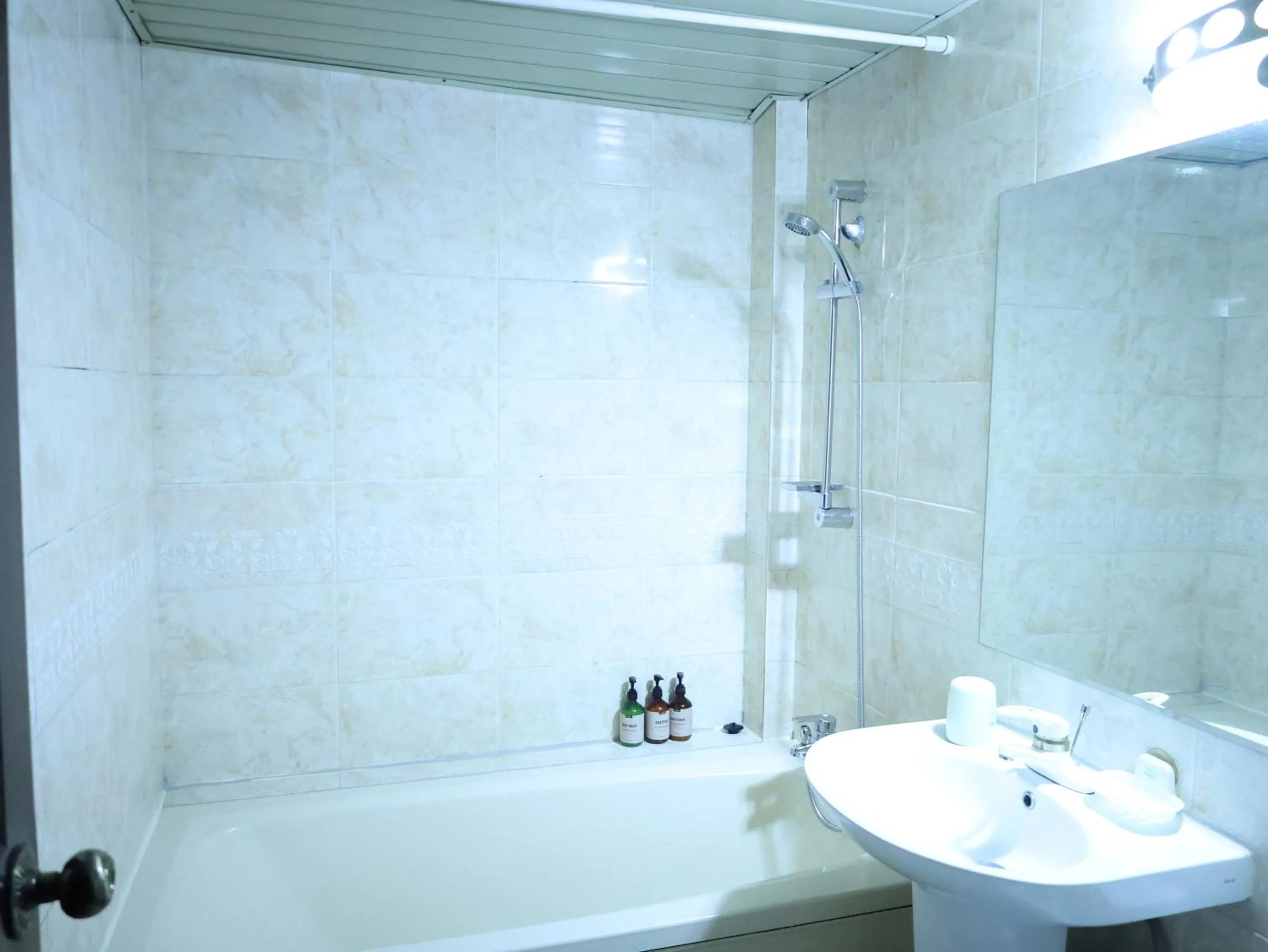 Goodstay Andong Park Hotel