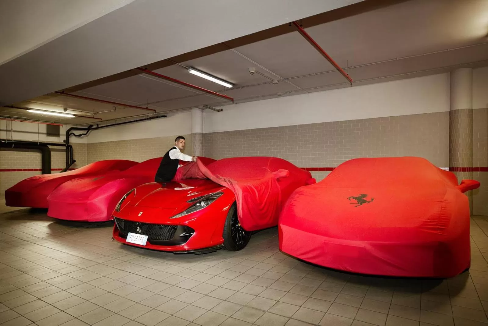 Parking in River Chateau Hotel