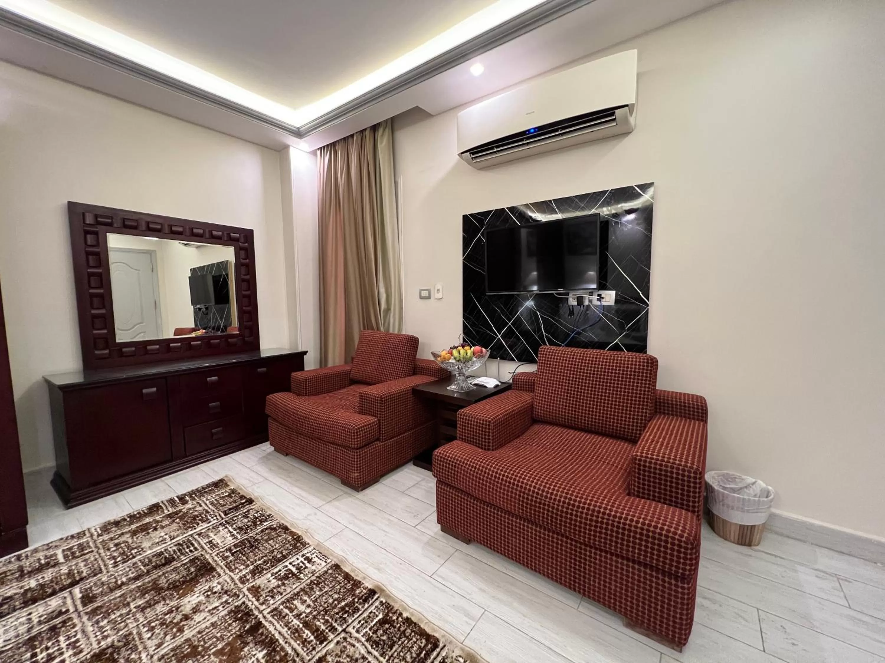 TV and multimedia, TV/Entertainment Center in The Muse Pyramids